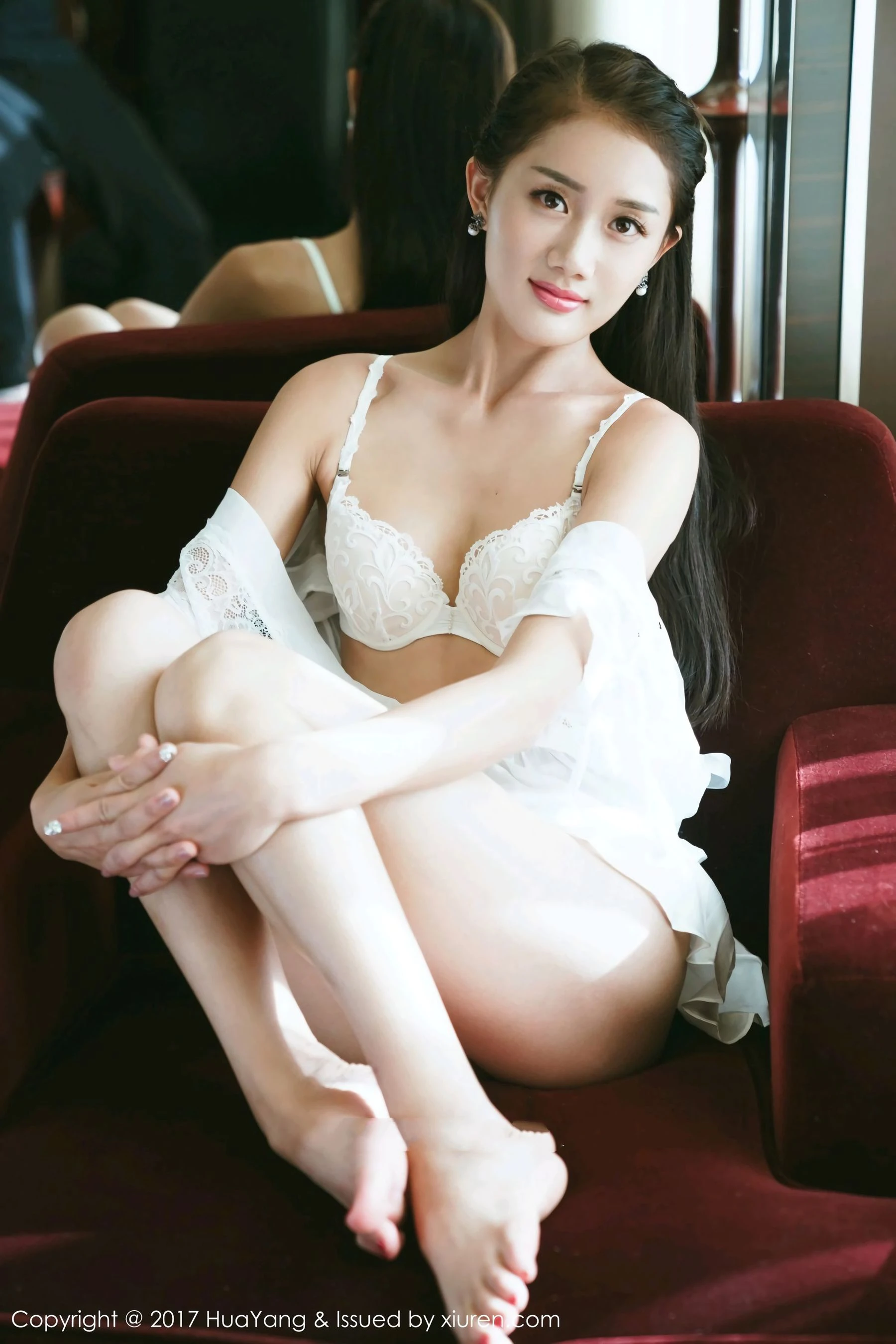 晴儿Anne《五官精致颜值清新秀丽》 花漾Show Vol.009第4张