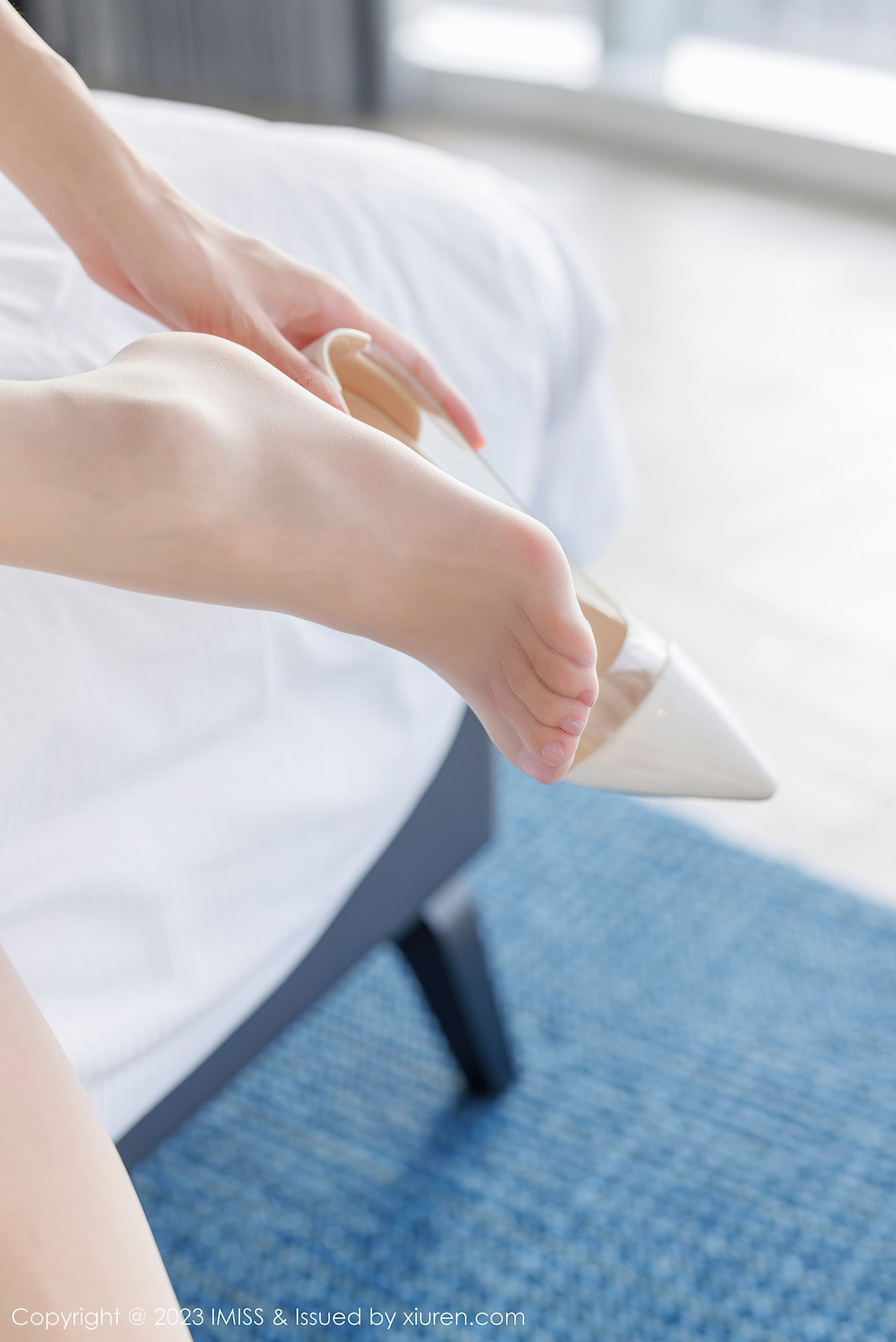  爱蜜社 VOL.750 泥鳅鳅 丝袜美腿第19张