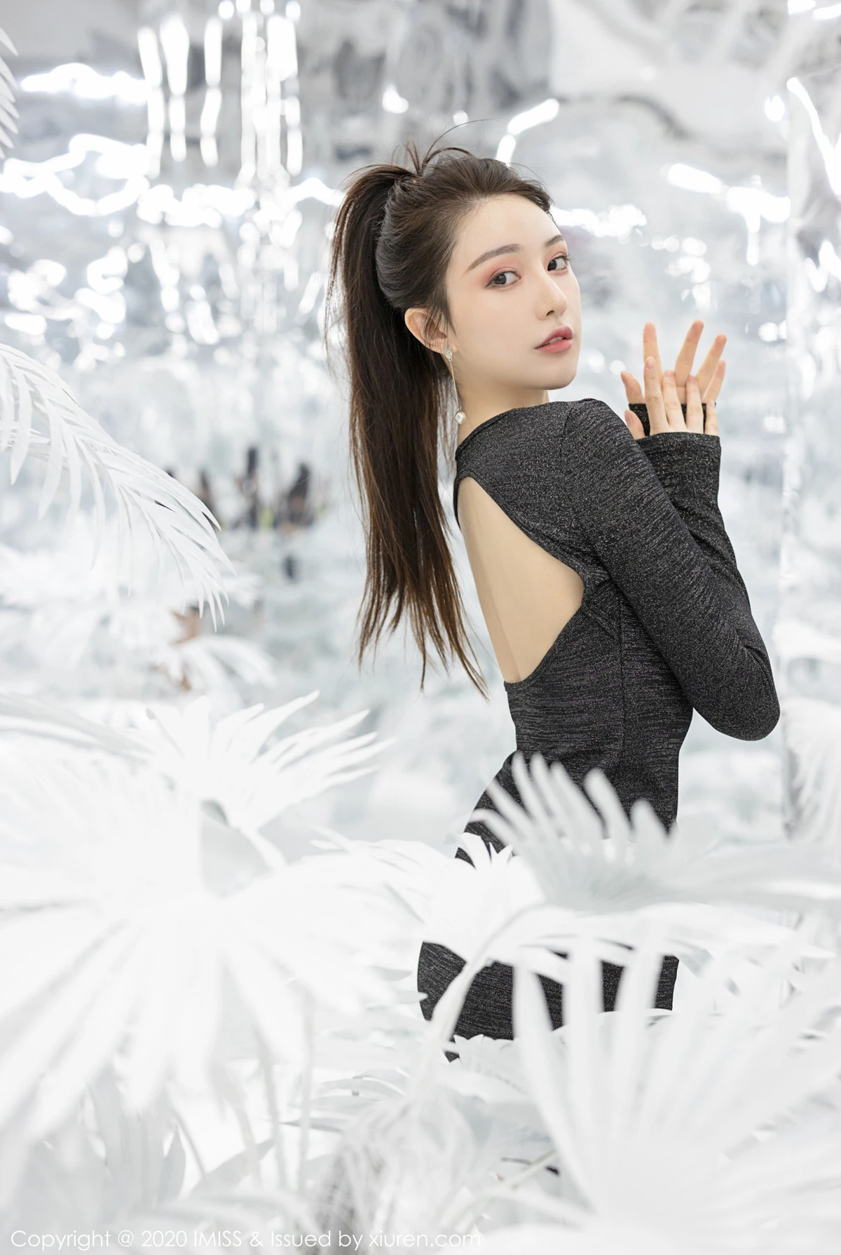  爱蜜社 VOL.443 Lynn刘奕宁第4张