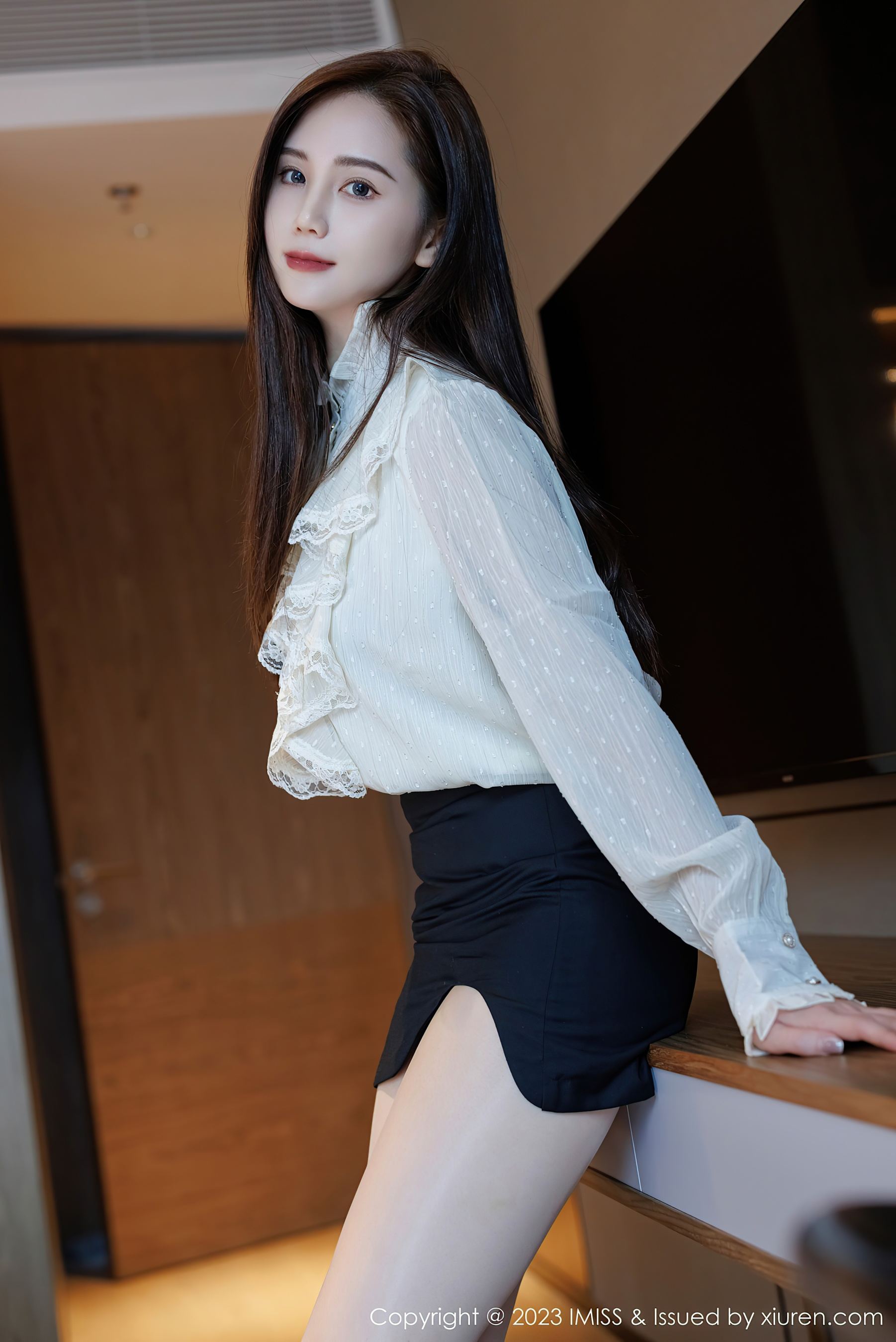  爱蜜社 VOL.722 SISY思 短裙丝袜第11张