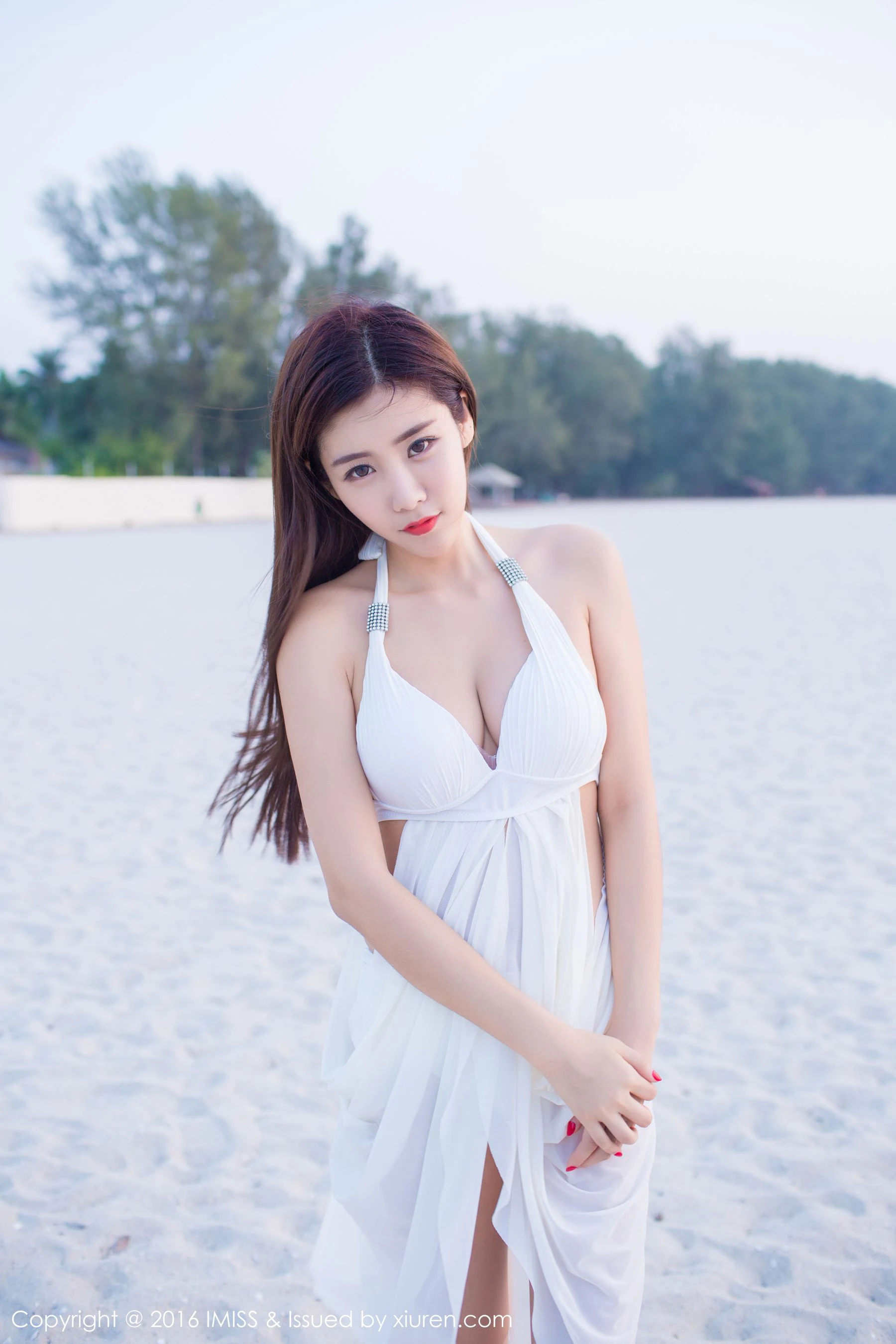  程小烦不烦《粉色装扮+白色裙子外拍》 爱蜜社IMiss Vol.086第13张