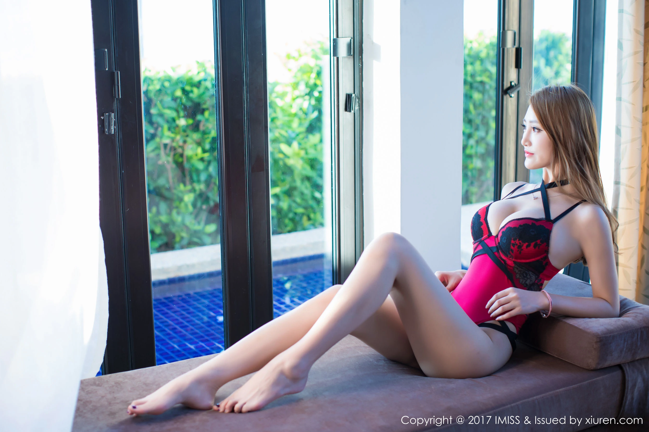  妤薇Vivian《透视蕾丝+性感内衣》 爱蜜社 VOL.168第9张