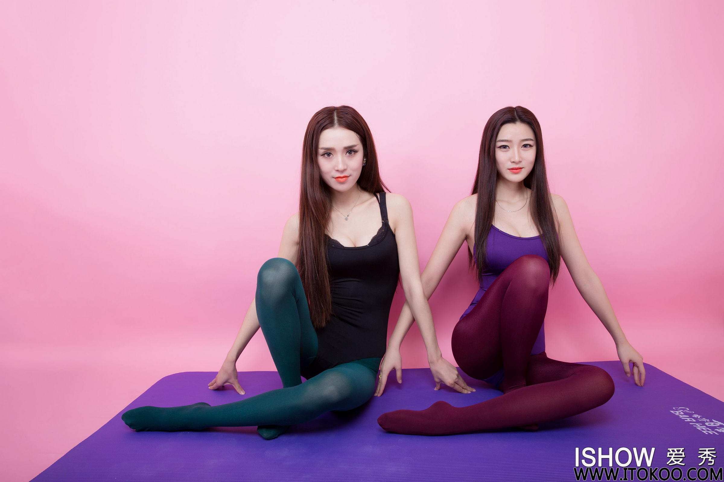 [ISHOW爱秀]吊带连体运动内衣美女Model 小汝Ruby ＆ 小煜CC 连身丝袜美腿性感写真 2016-02-01 No.028第7张