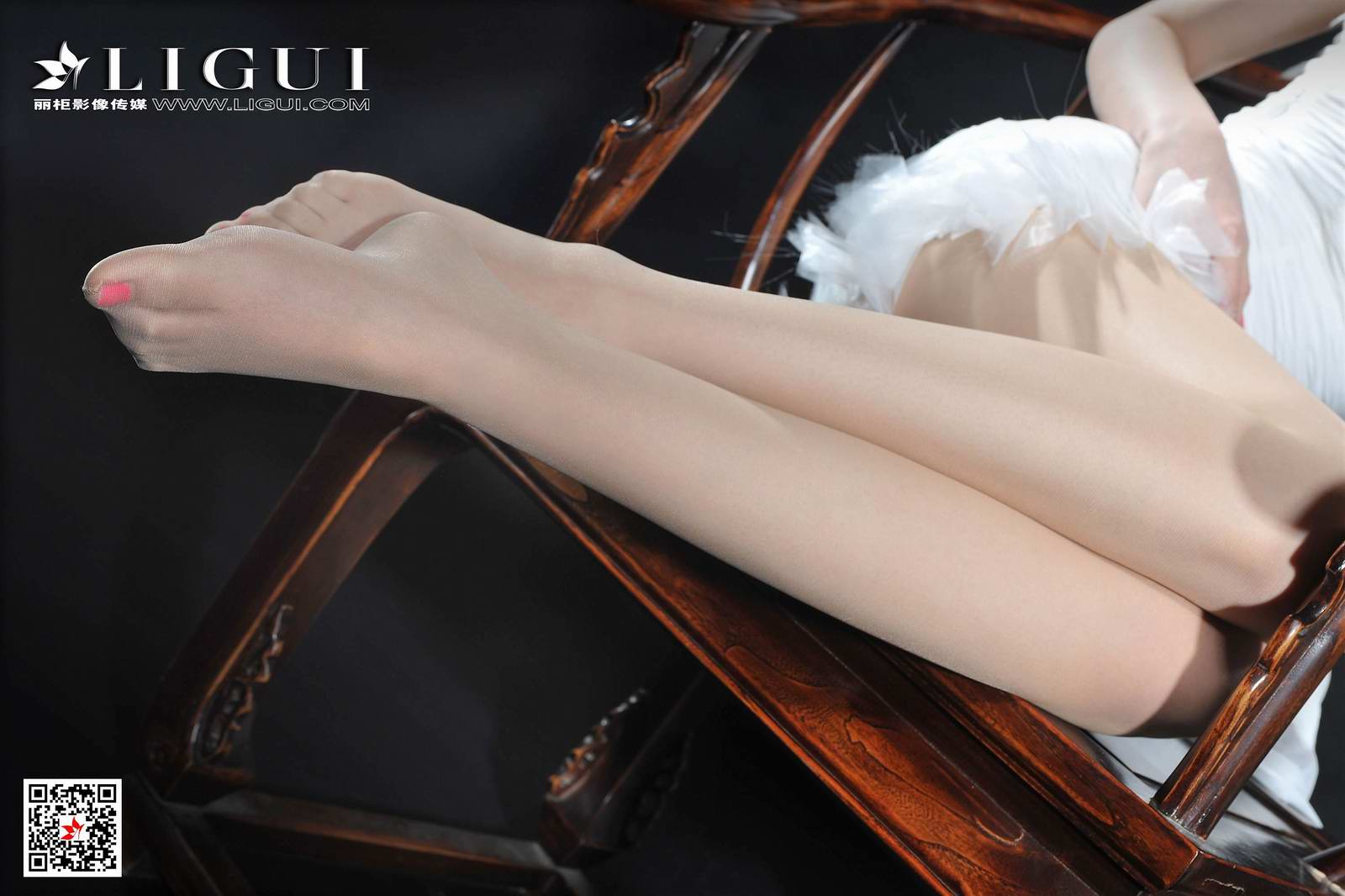 Ligui丽柜  2020.05.24 网络丽人 Model 菲菲第19张