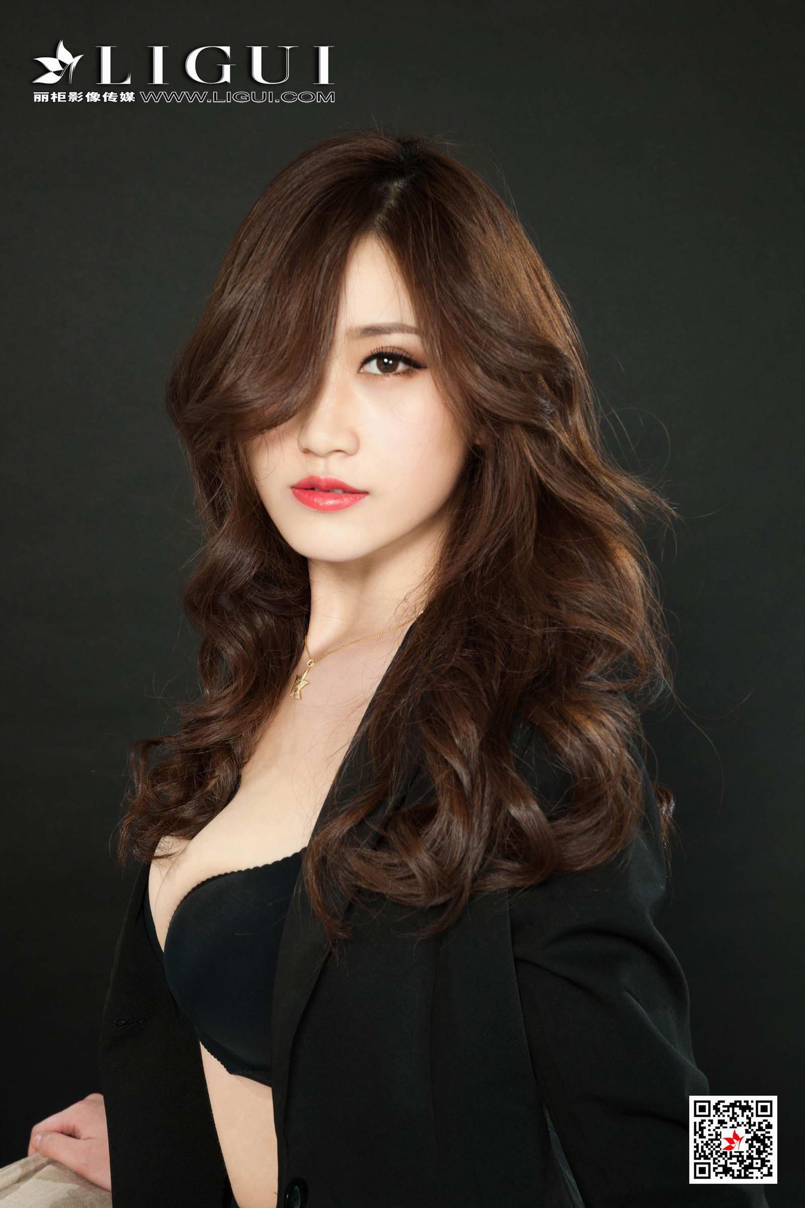 Ligui丽柜 2020.09.14《加班有惊喜》桔子第1张