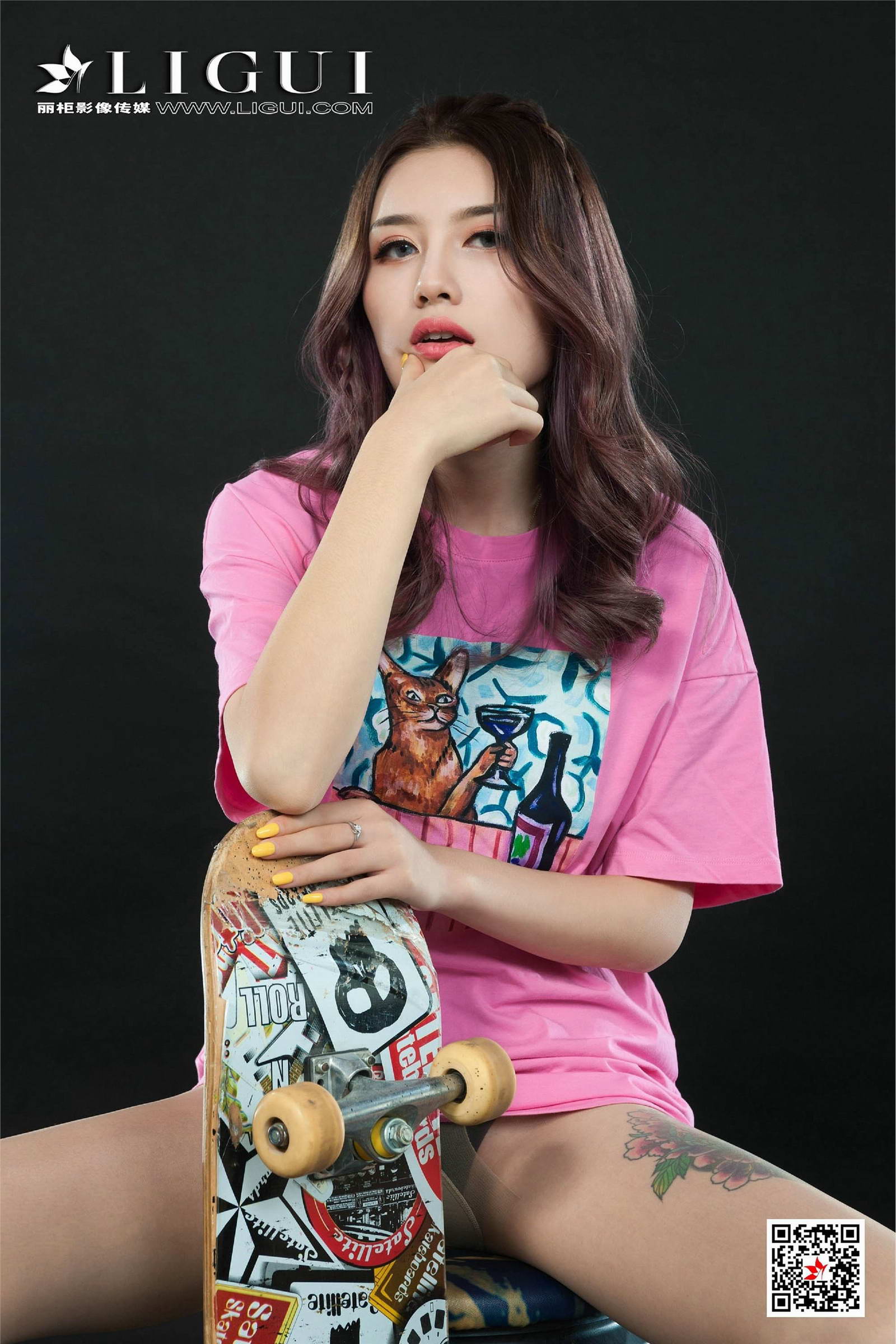 Ligui丽柜 2020.10.14《滑板女郎》甜甜第20张