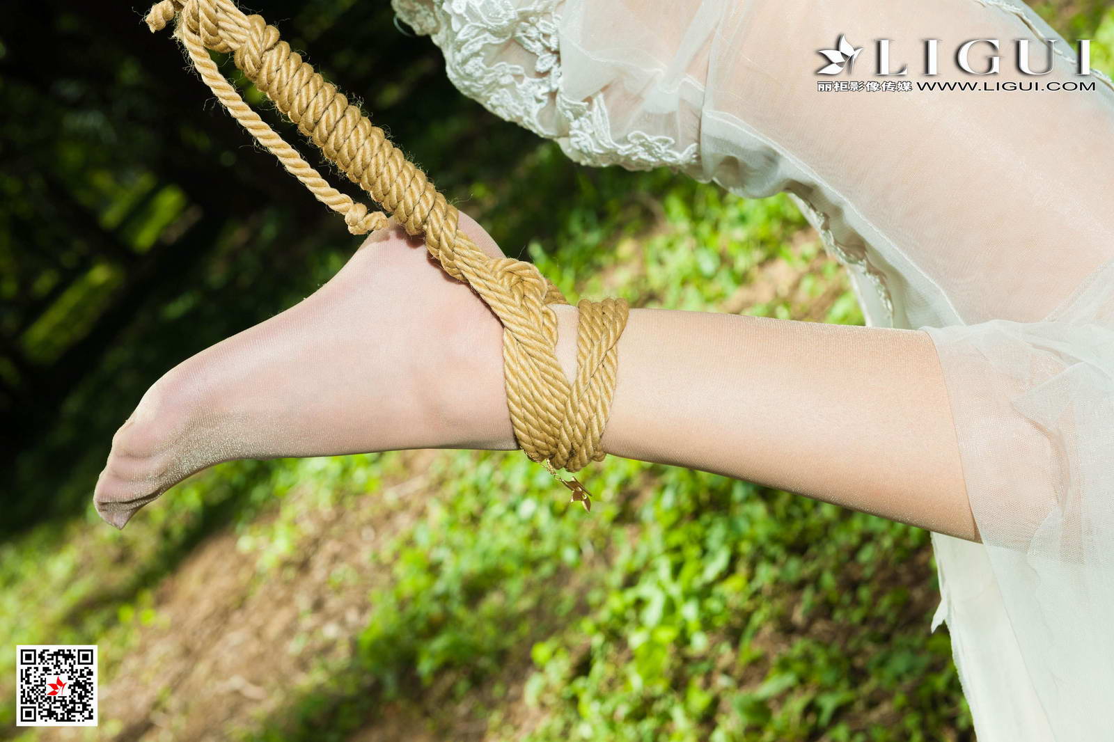 Ligui丽柜 2020.10.16《郊野无助的挣扎》白雪第15张