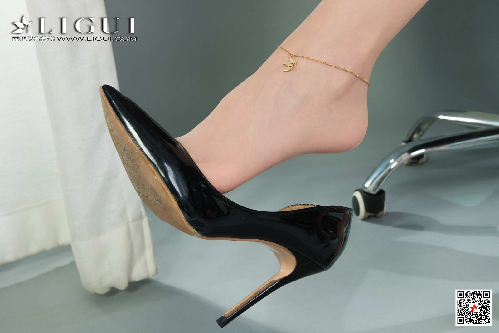 Ligui丽柜 2021.08.06 网络丽人 Model 凉儿&amp;心心第26张