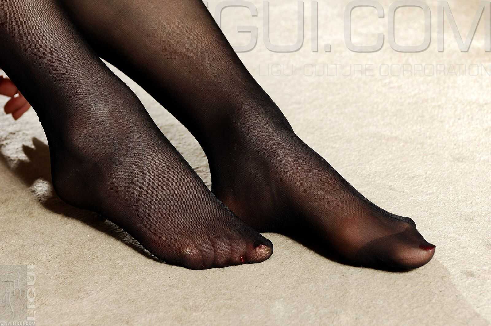 [丽柜LiGui] Model 慕子《蓝色精灵》丝足写真图片第1张