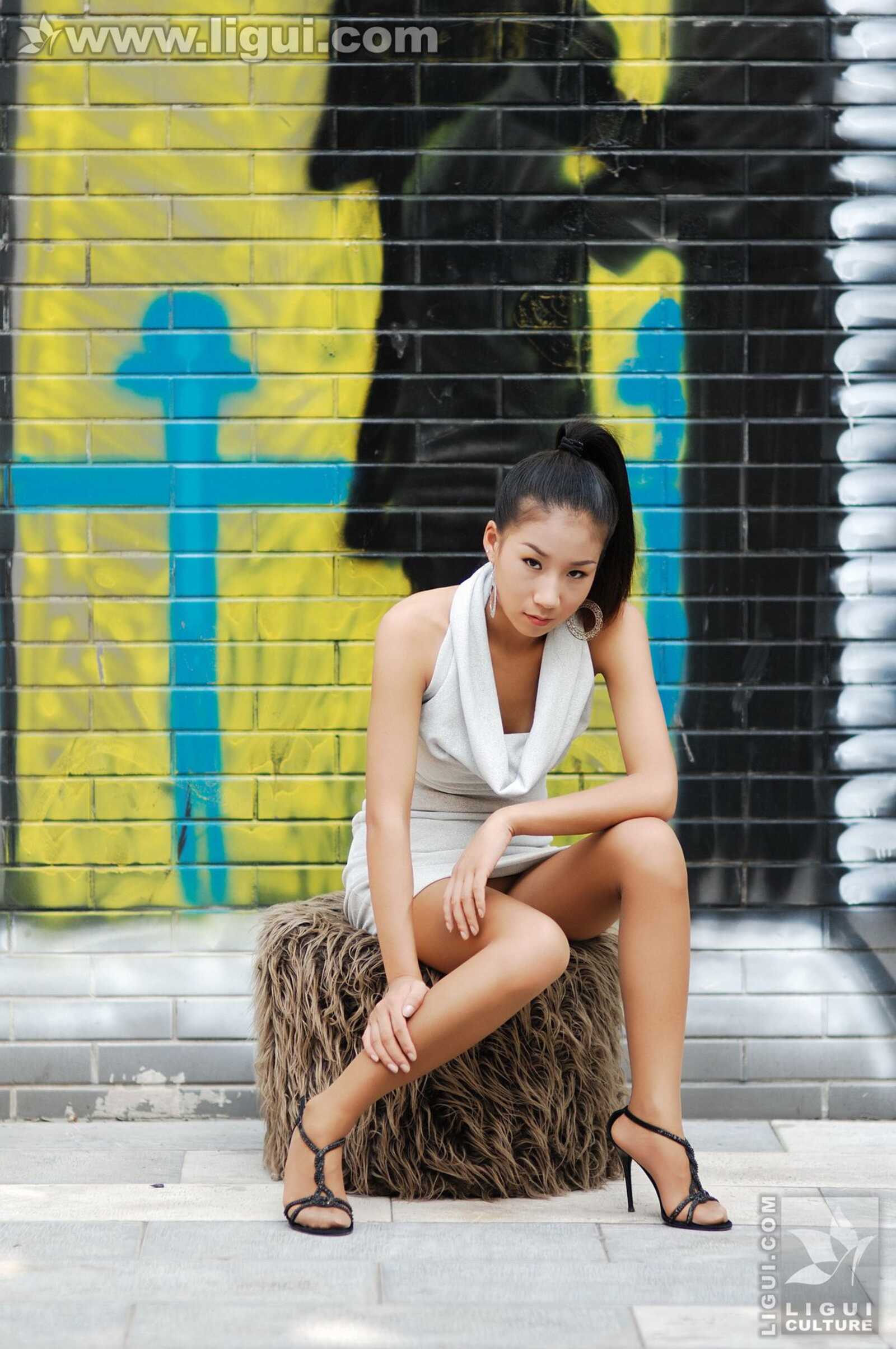 Model 默默《摩登吧女户外热情释放》 [丽柜LiGui第3张