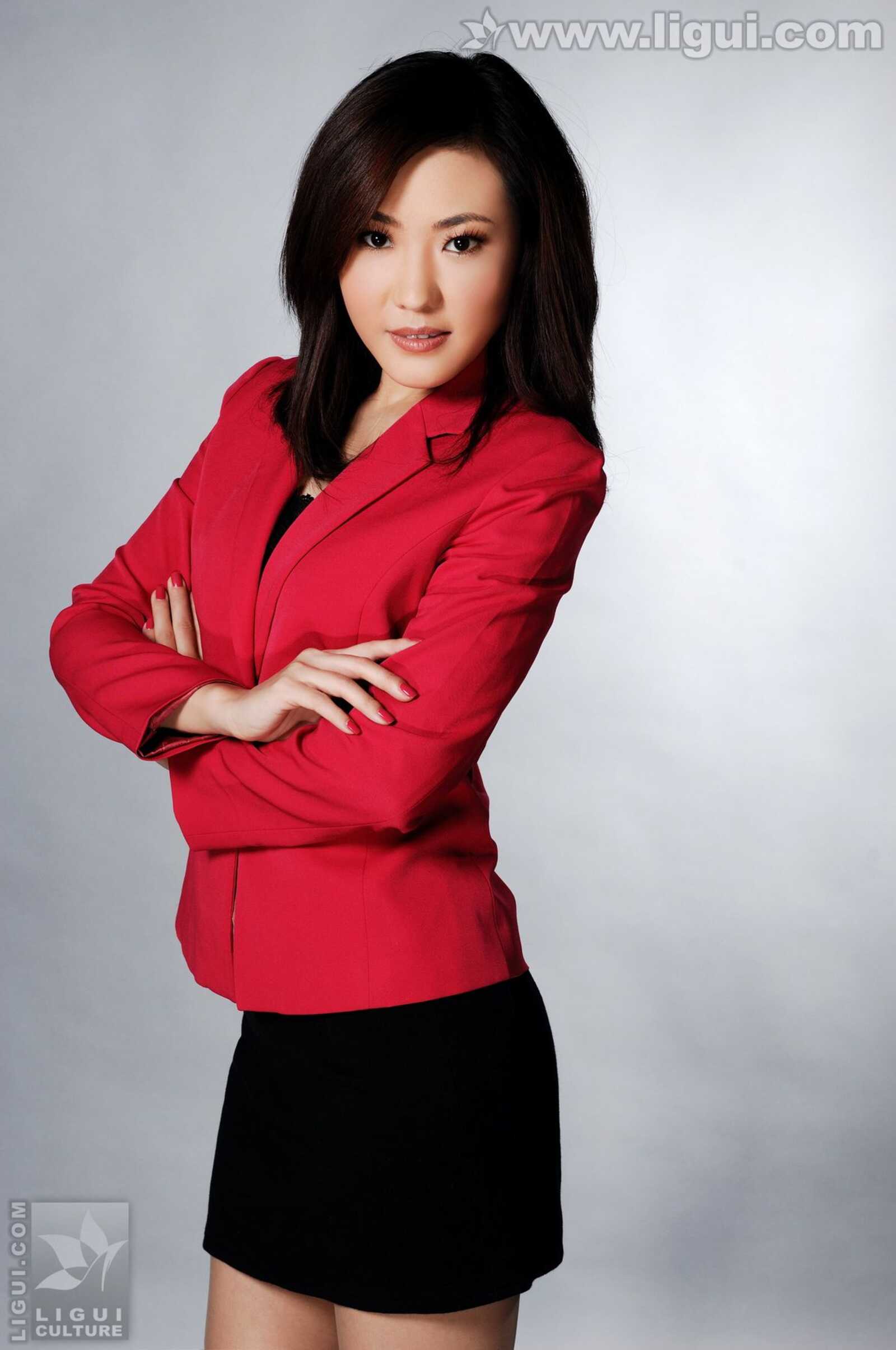 Model CoCo《职业装下的高跟魅力风姿》 [丽柜LiGu第7张