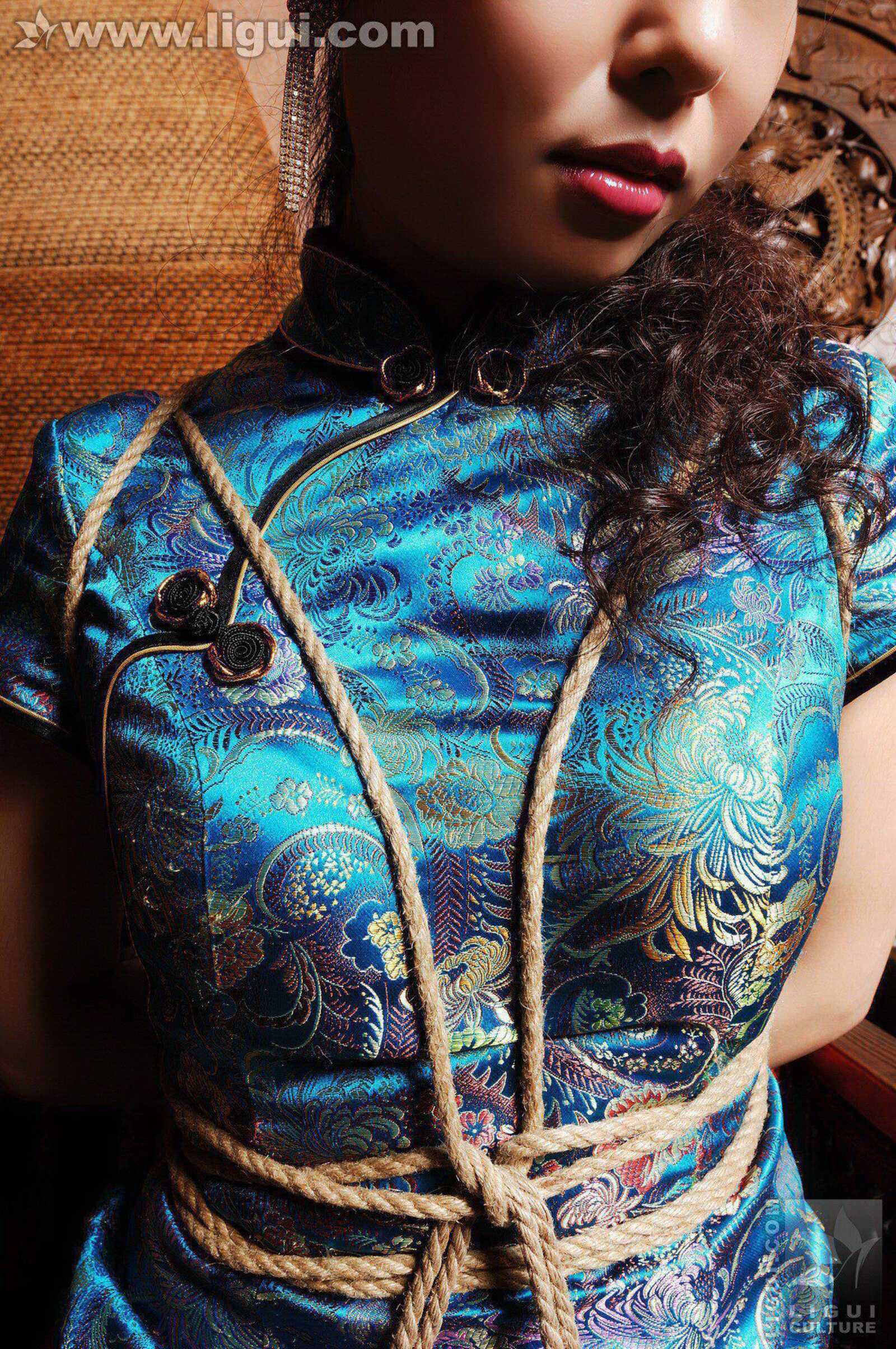 Model 冰清《东方少妇挣扎中的捆绑》 [丽柜美束第3张