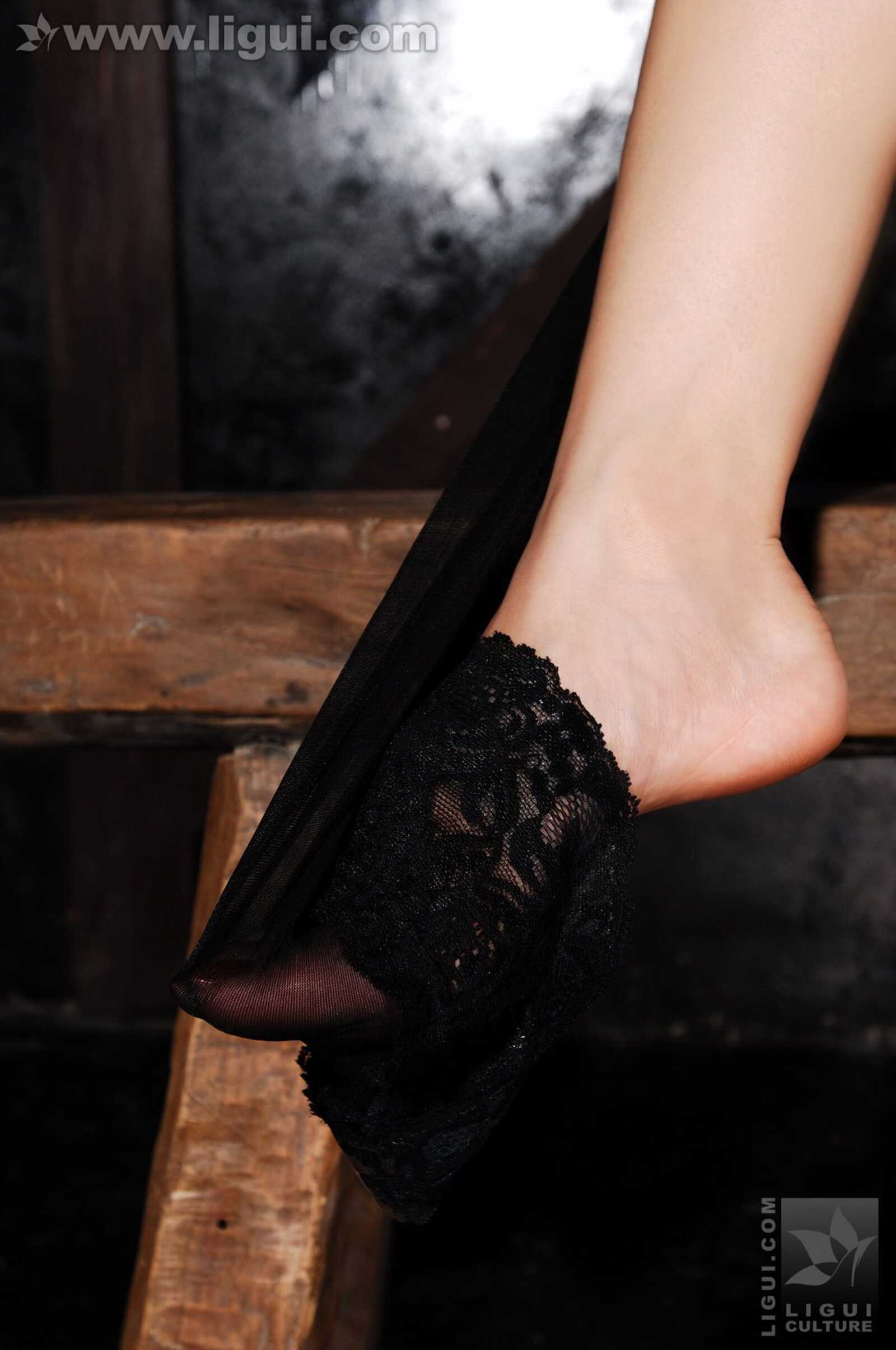 Model 冰清《另类女警玩镣铐》 [丽柜美束LiGui] 丝第10张