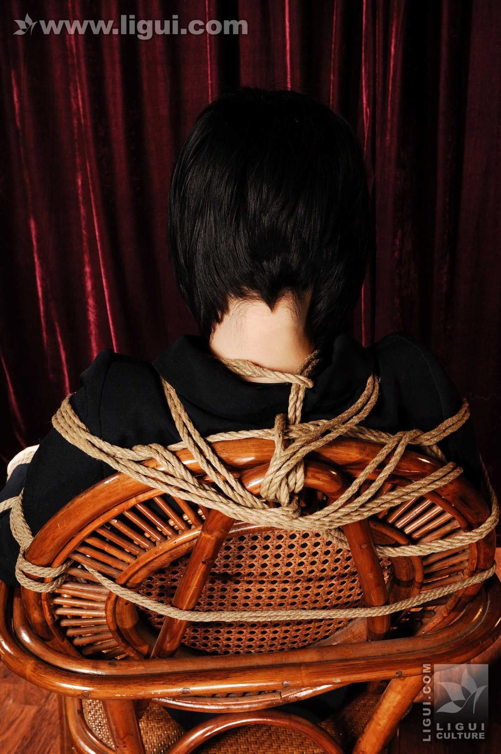 Model 幕子《环环相扣女王沦为阶下囚！》 [丽柜美第12张