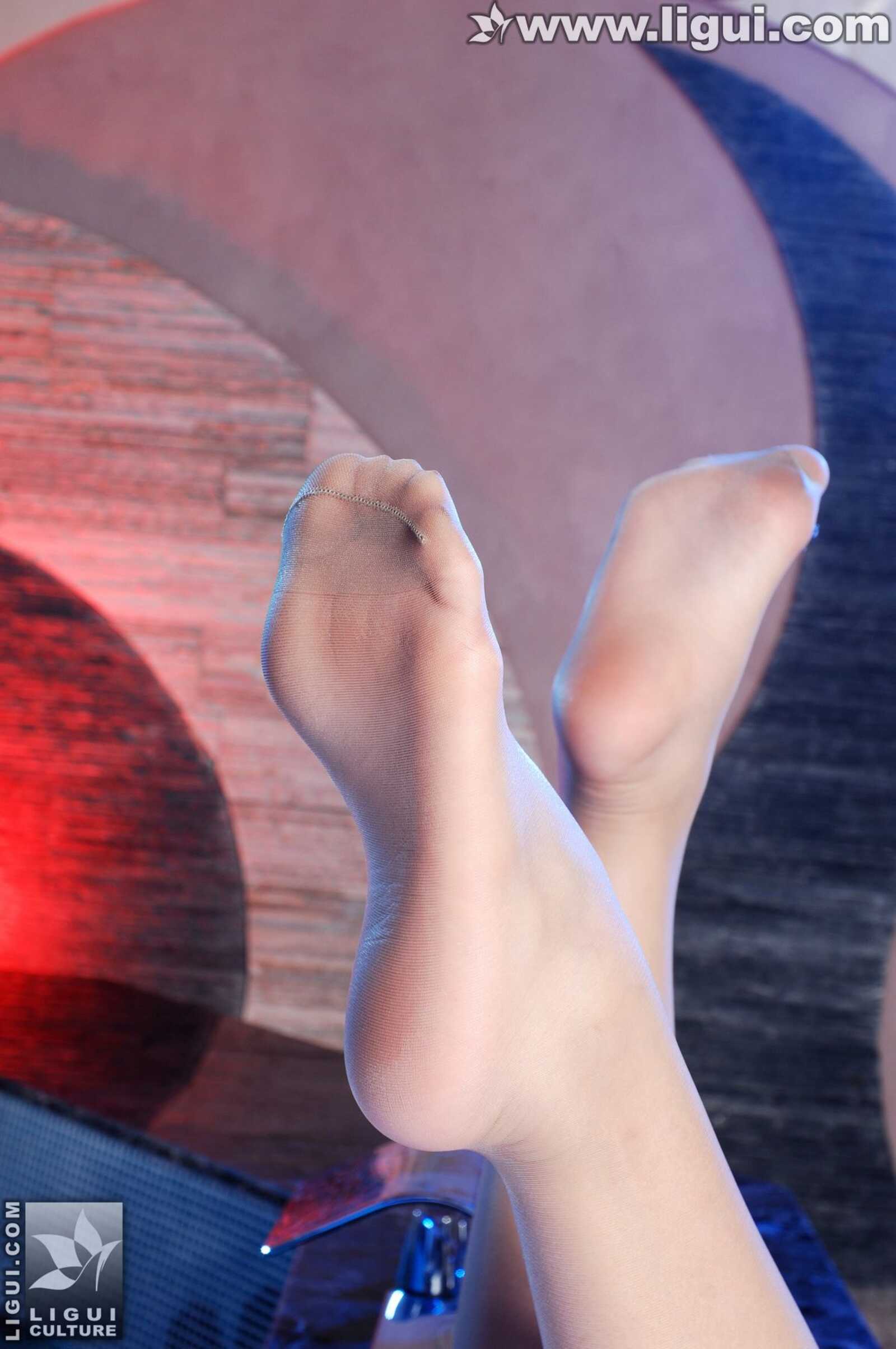 Model 思玉《水中天使》 [丽柜LiGui] 丝袜美足写真第8张