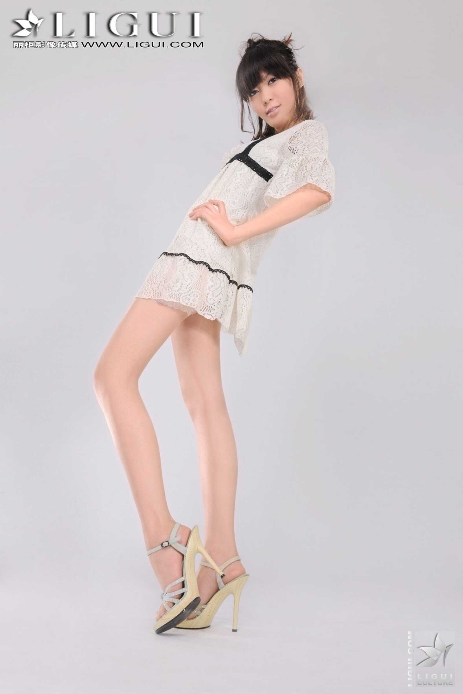 Model 樂樂《丝足美腿的诱惑》 上下合集 [丽柜L第17张