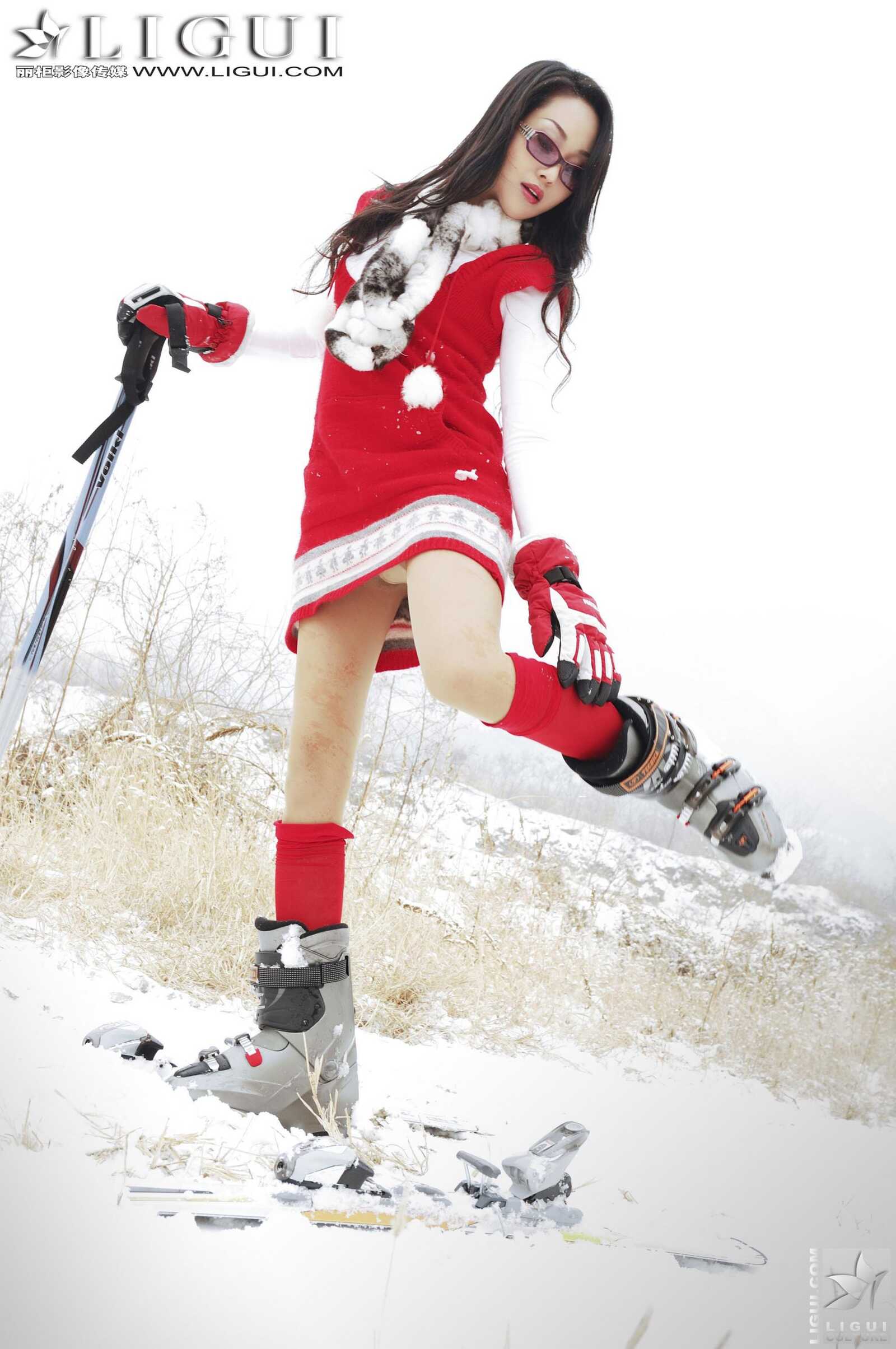 Model 琳达《雪地女郎丝足秀》上下合集 [丽柜Li第10张
