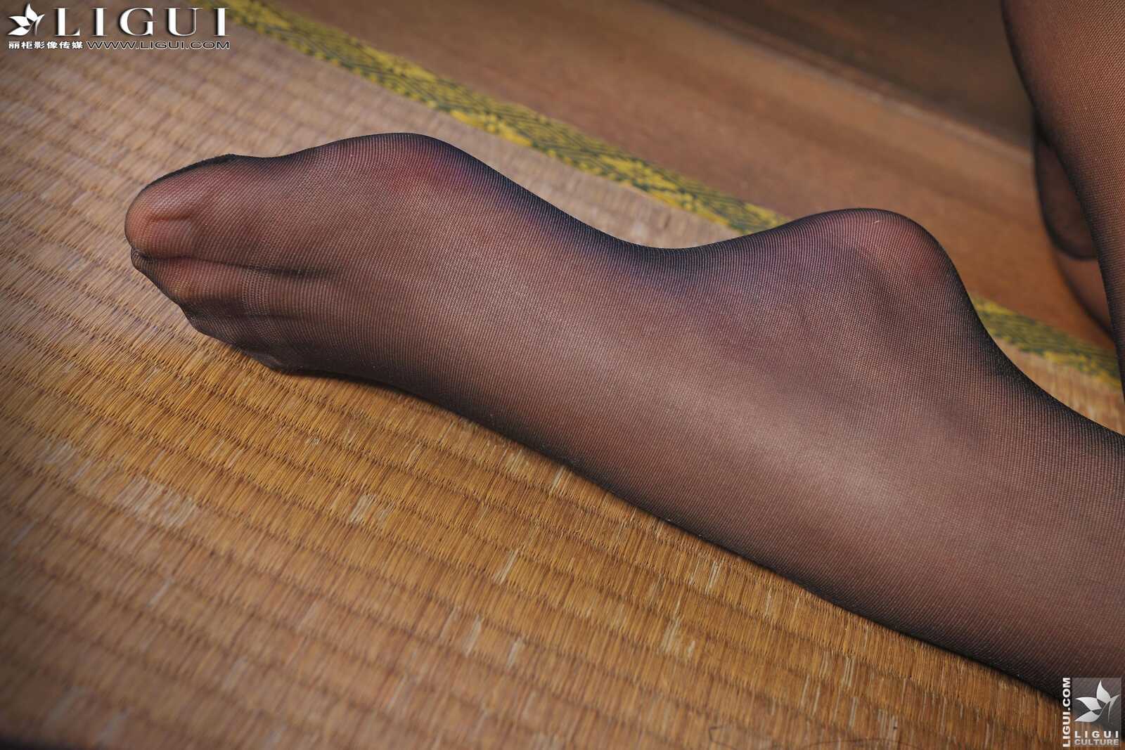 Model Amily《古典旗袍黑丝美足》上下全集 [丽柜贵第9张