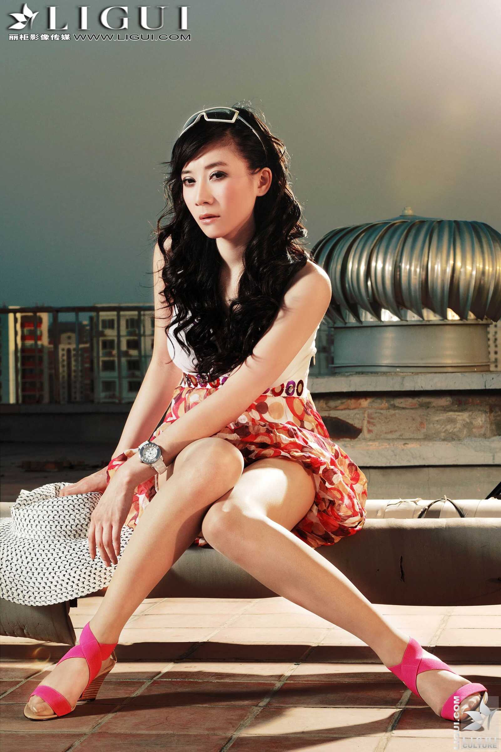 [丽柜LiGui] Model 金欣 丝足美腿写真图片第7张