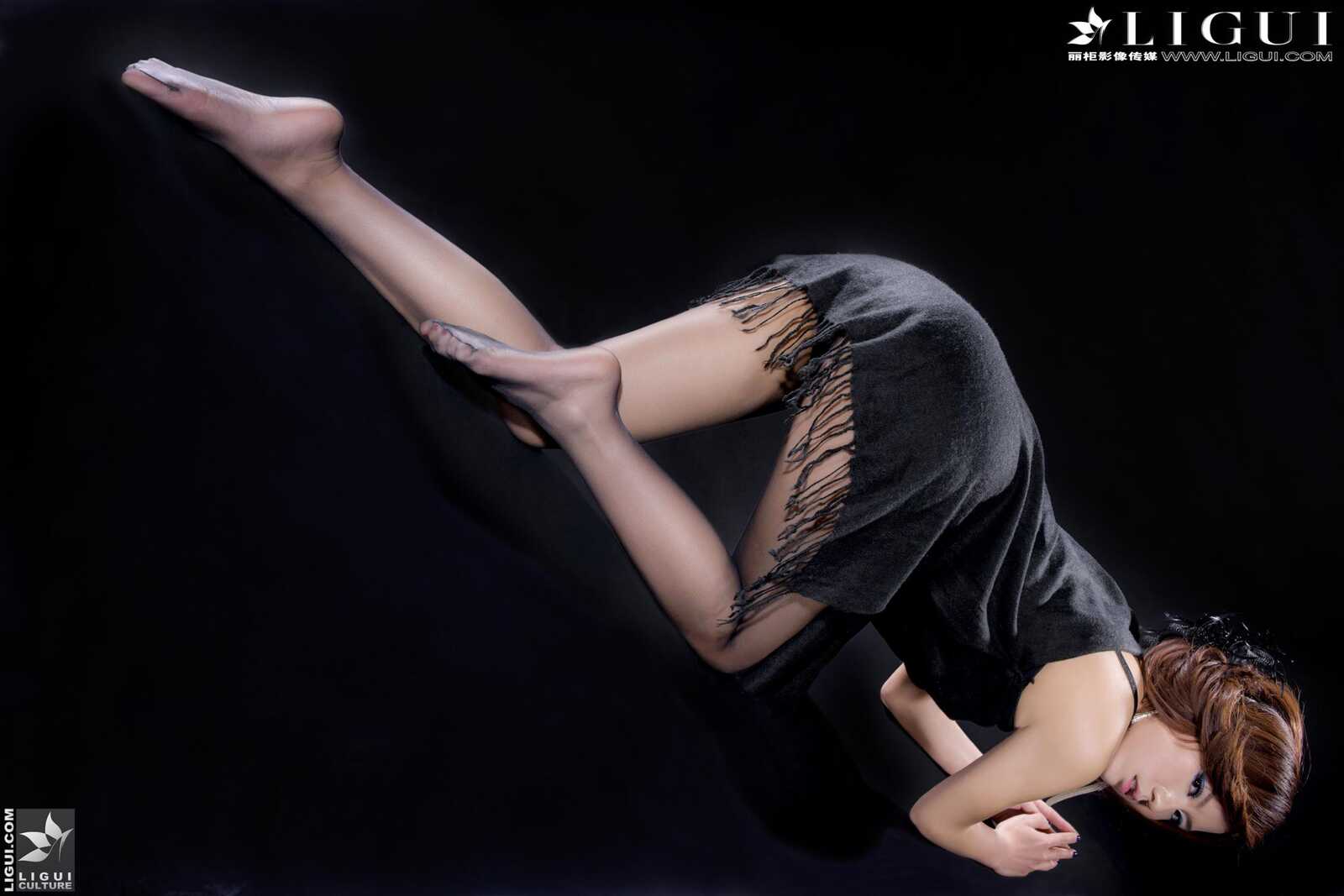 [丽柜LiGui] Model 安娜《黑丝高跟美足》美腿丝足写第10张