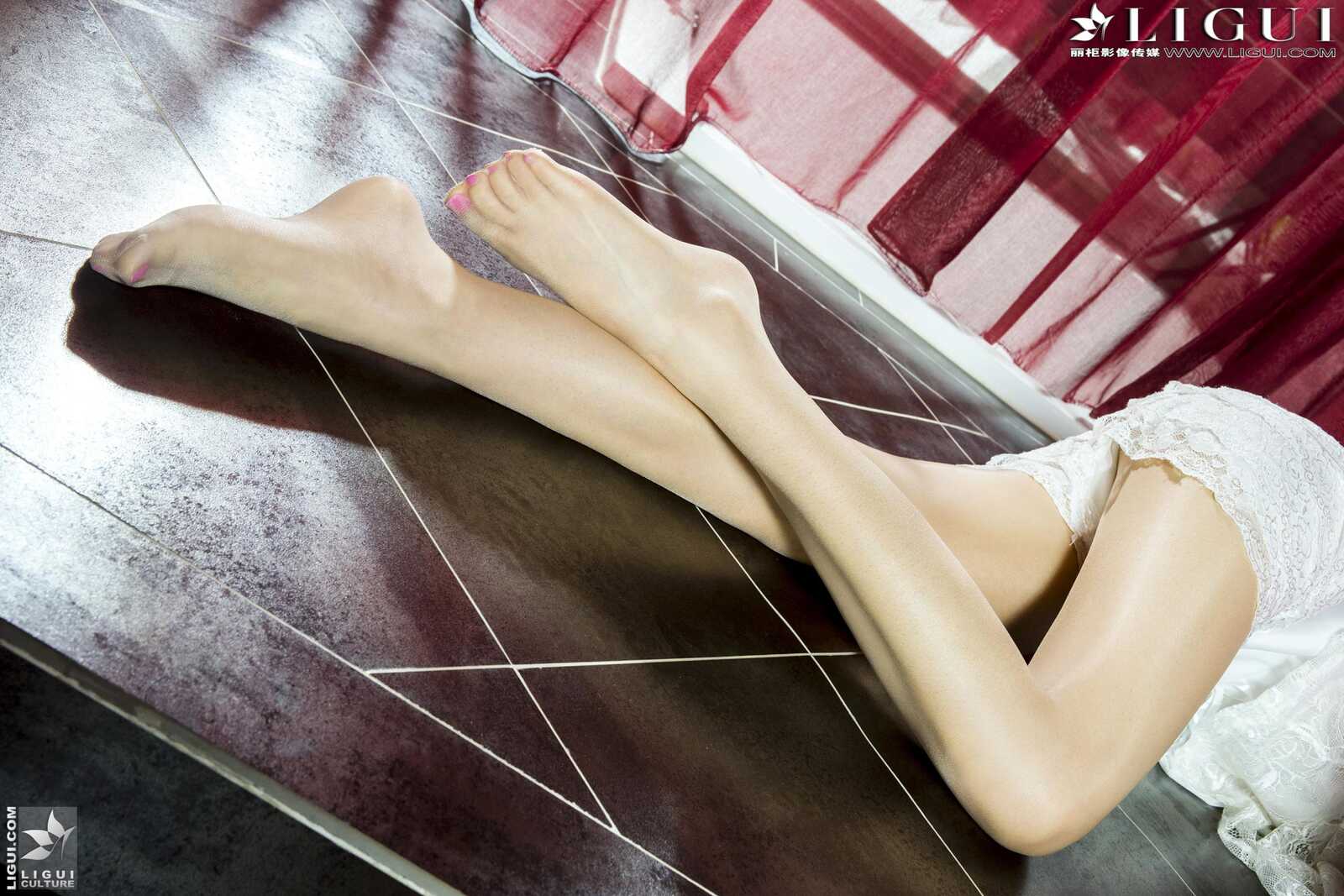 Model 允儿《白色蕾丝高跟女神》 [丽柜贵足LiGui第4张