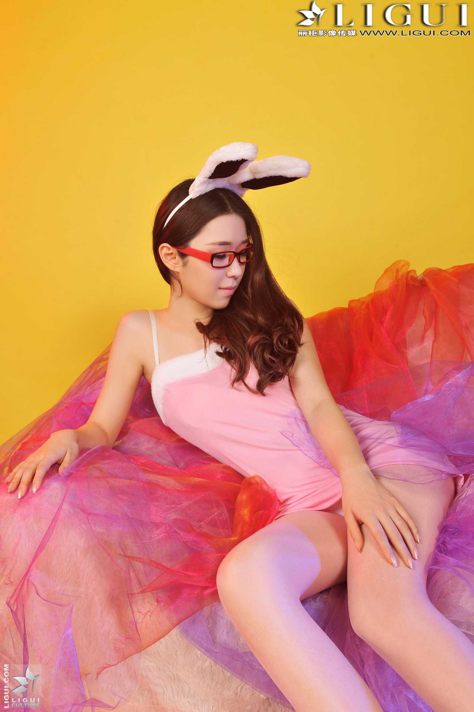 Model 美辰《红高跟兔女郎》上下全集 [丽柜贵足第4张