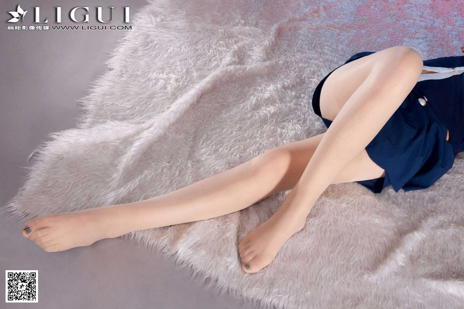 [丽柜LiGui] Model 怡萱《迷你裙丝足高跟》上下全集第2张