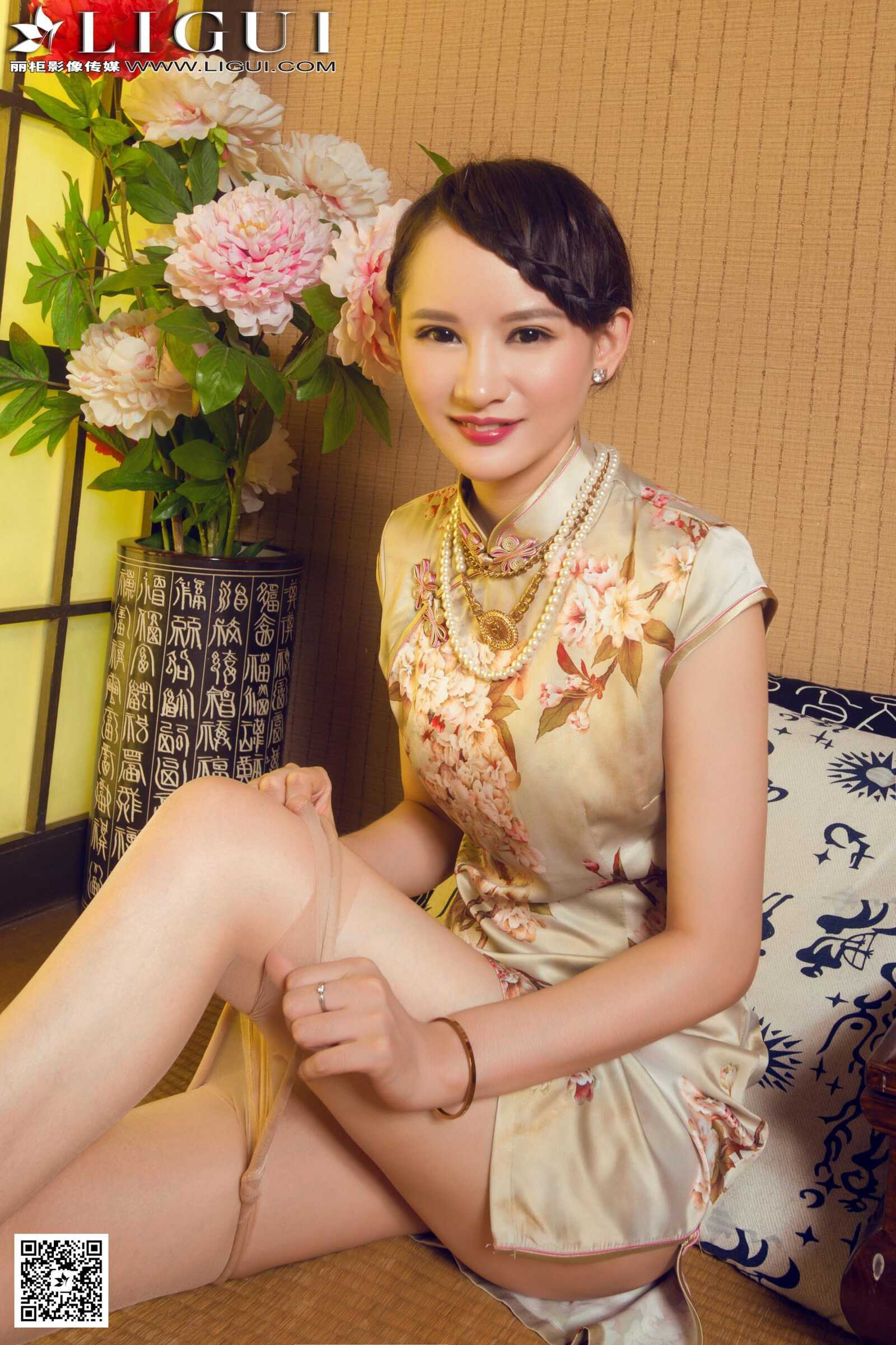 Model AMY《高贵旗袍美人》 [丽柜LiGui] 美腿玉足写第2张