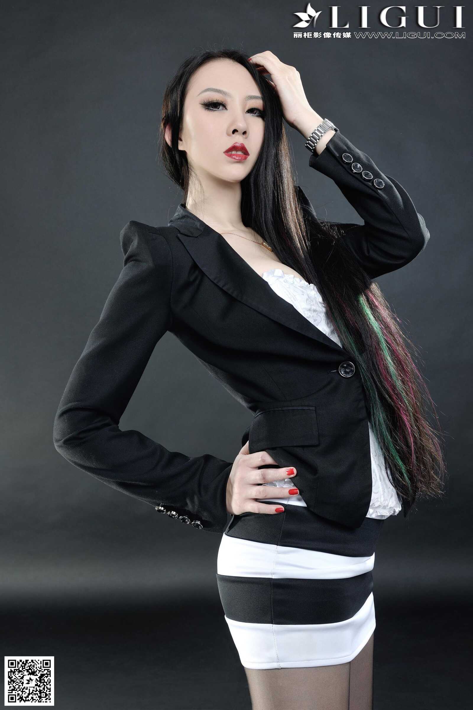 Model 菲菲《高贵黑丝丽人丝足》上中下全集 [丽柜第9张