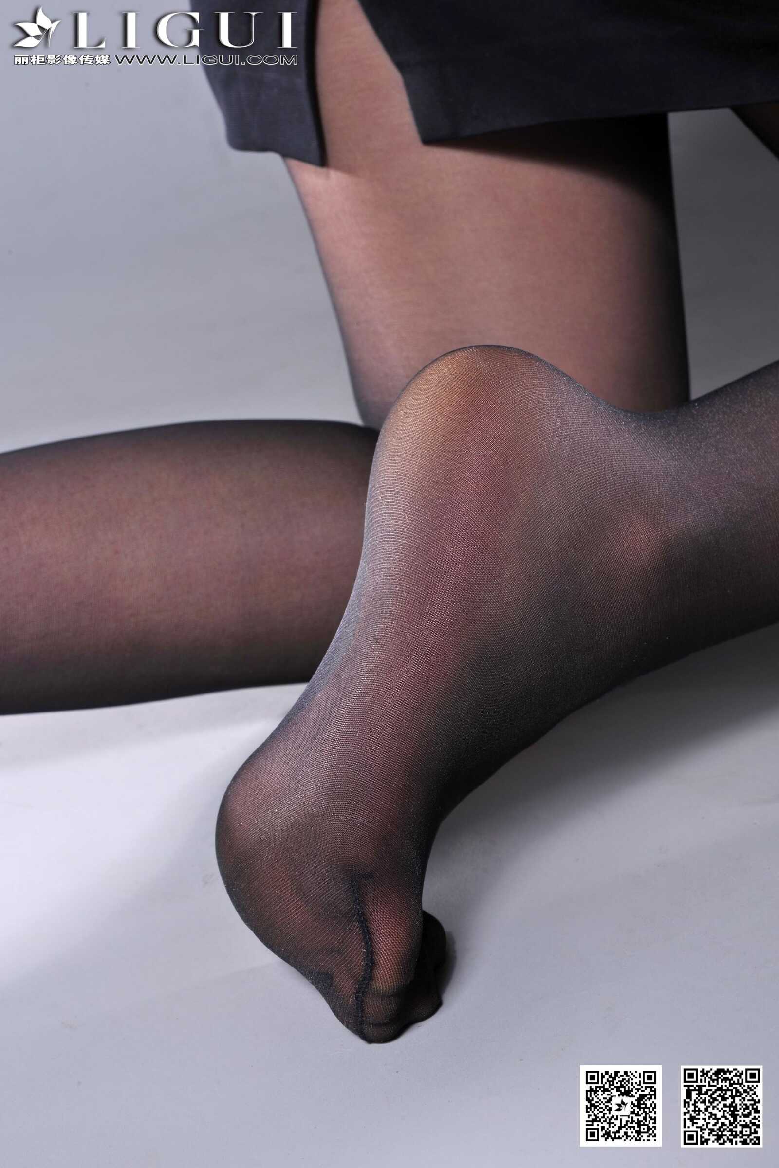 Model 然然《职业装黑丝高跟》上下全集 [丽柜Li第3张