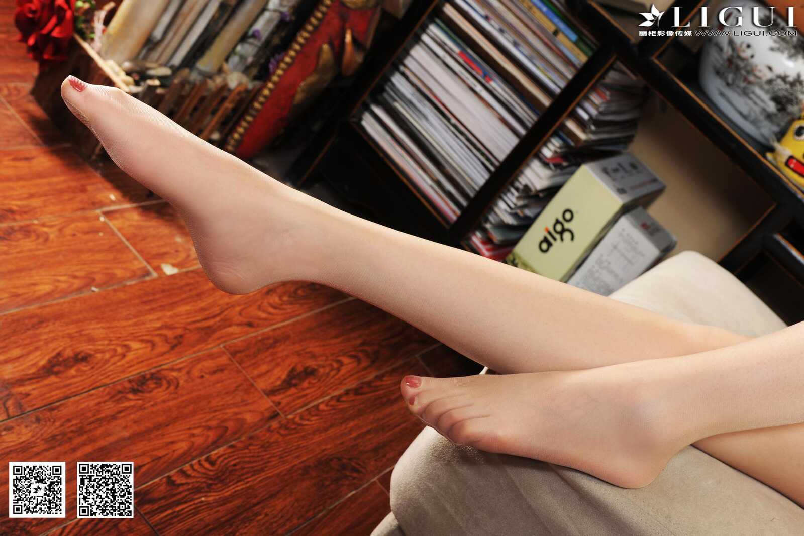 Model 小唐《气质蓝色职场美女》上下全集 [丽柜第4张