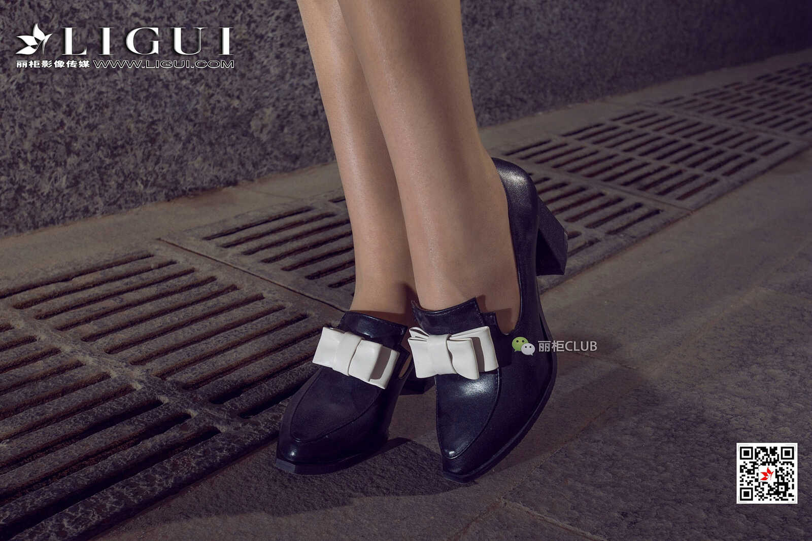 Model 允儿《连衣裙街拍美腿丝足》 [丽柜Ligui] 写第16张