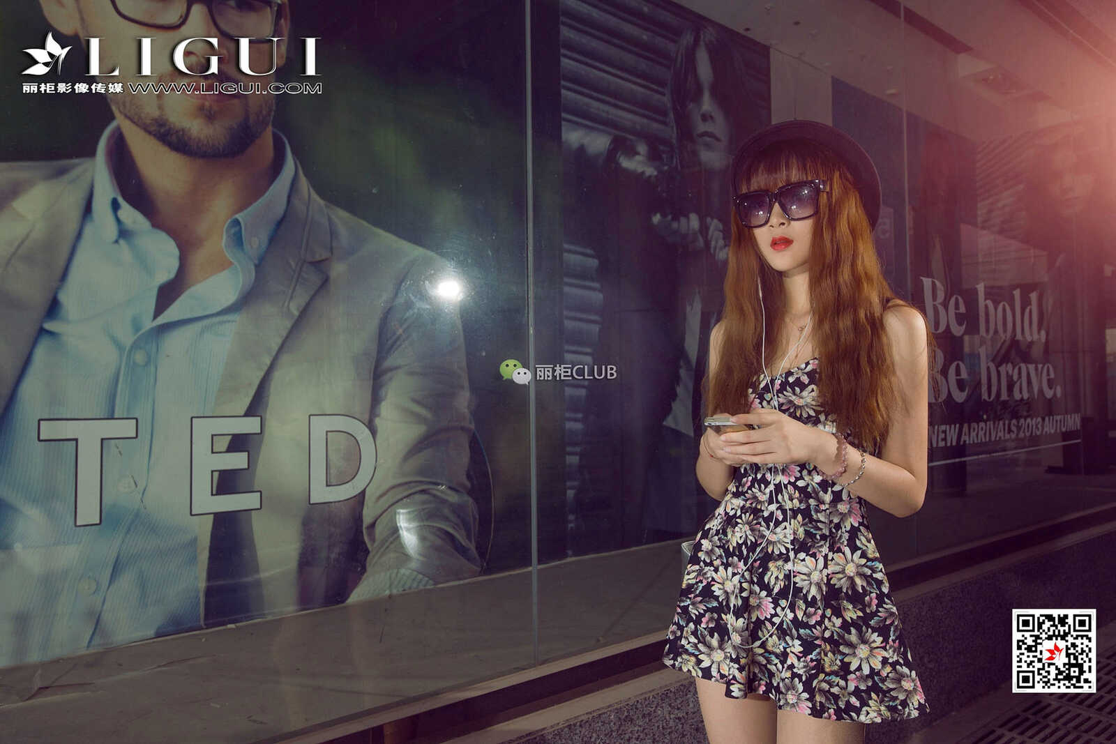 Model 允儿《连衣裙街拍美腿丝足》 [丽柜Ligui] 写第3张