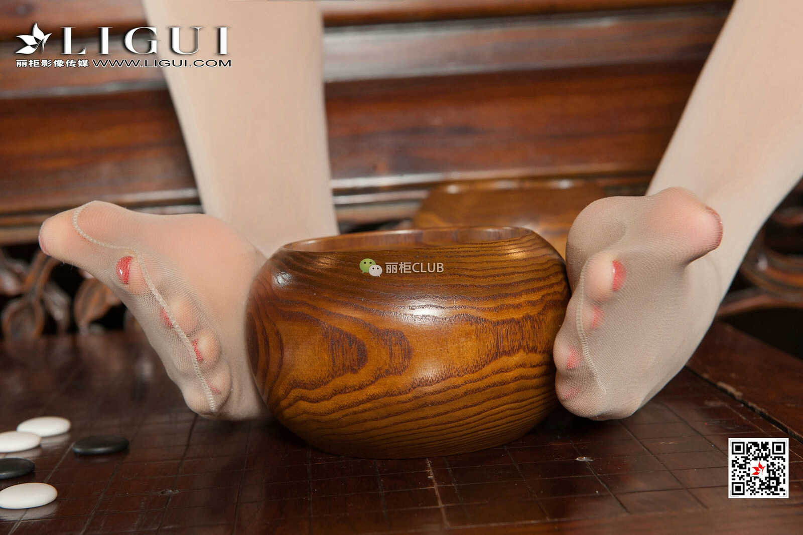 Model 温蒂《古典肉丝美足》 [丽柜Ligui] 写真集第15张