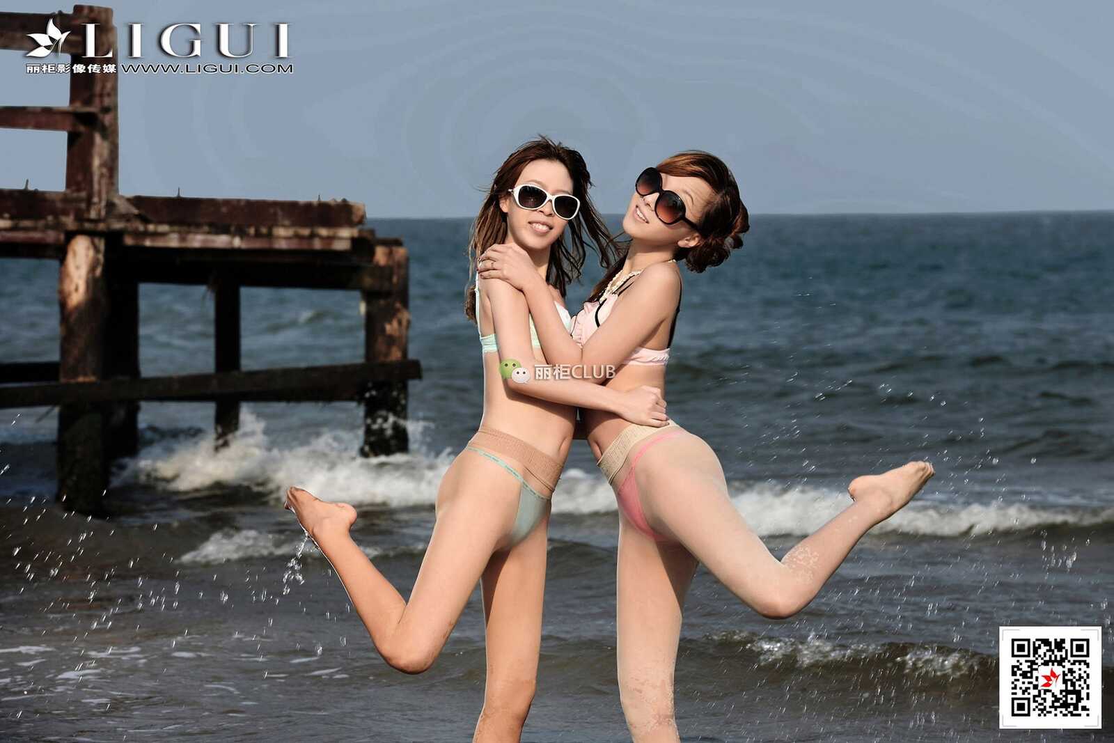 腿模Vicky&amp;amp;桃子《沙滩肉丝》 [丽柜Ligui] 写真集第1张