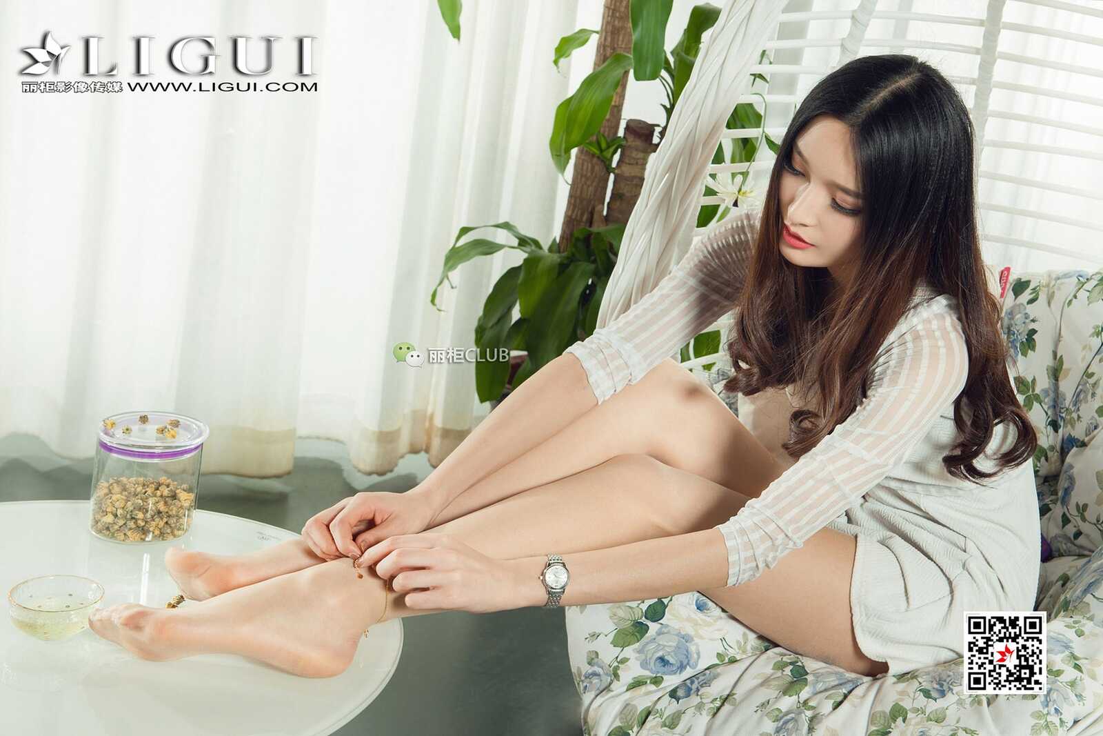 Mode 足模雪糕《吊篮椅丝足》 [丽柜Ligui] 写真集第18张