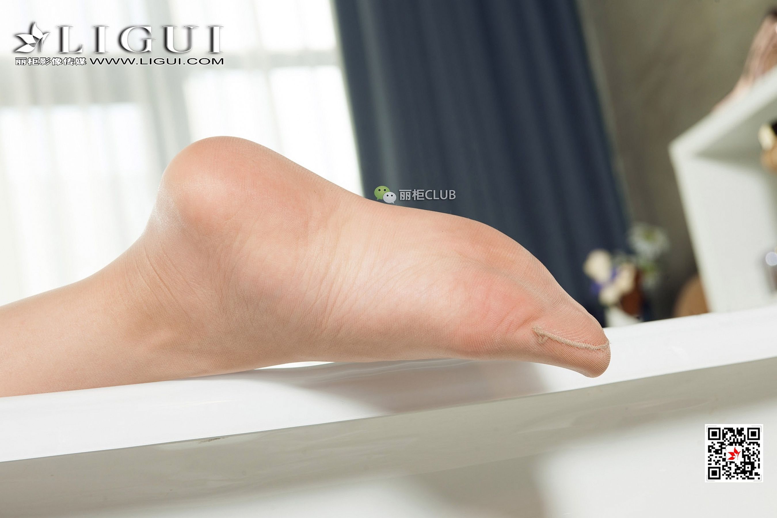 足模Yoki《私房丝足》 [丽柜Ligui] 写真集第3张