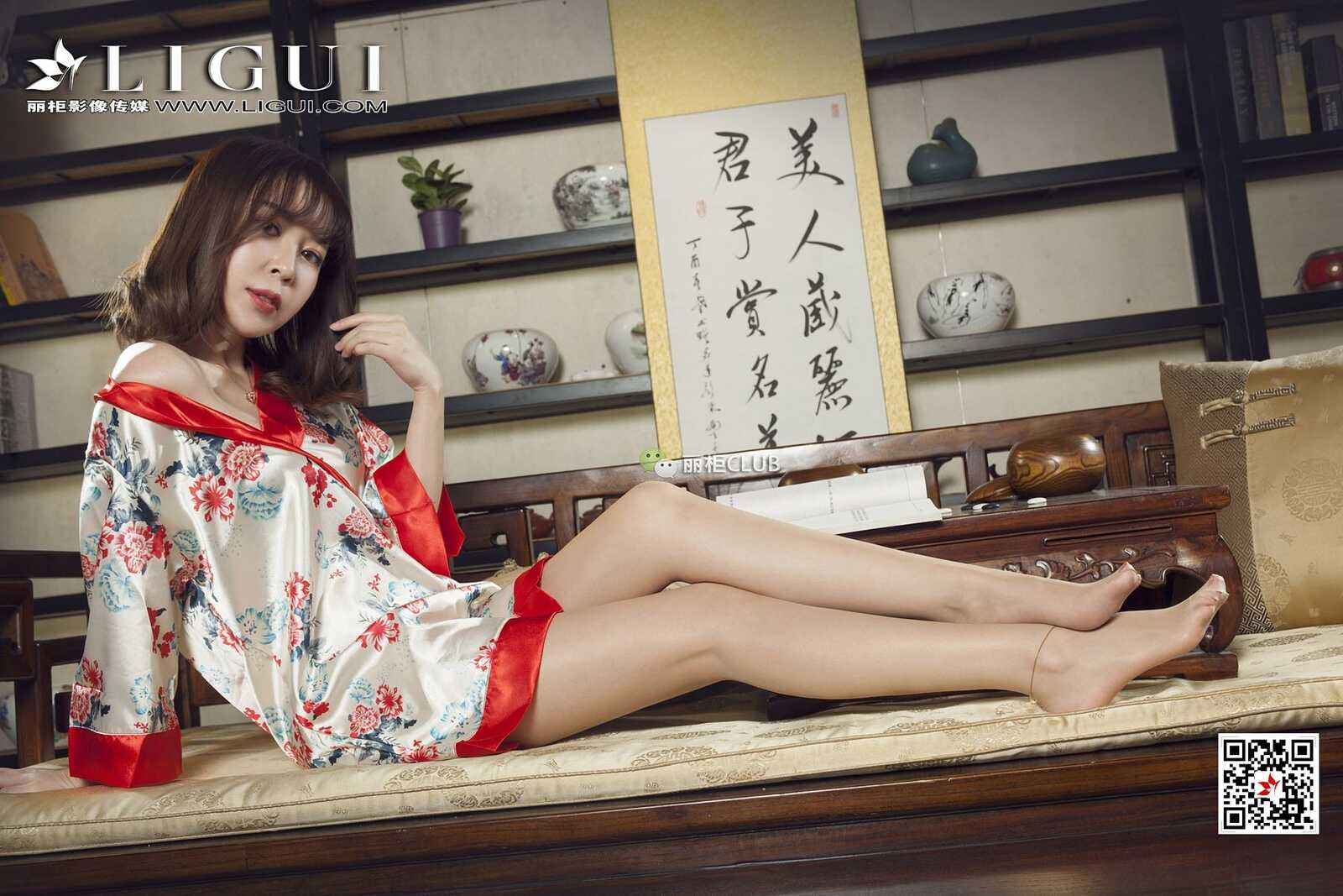 腿模Vicky《古典丝足》 [丽柜Ligui] 写真集第13张