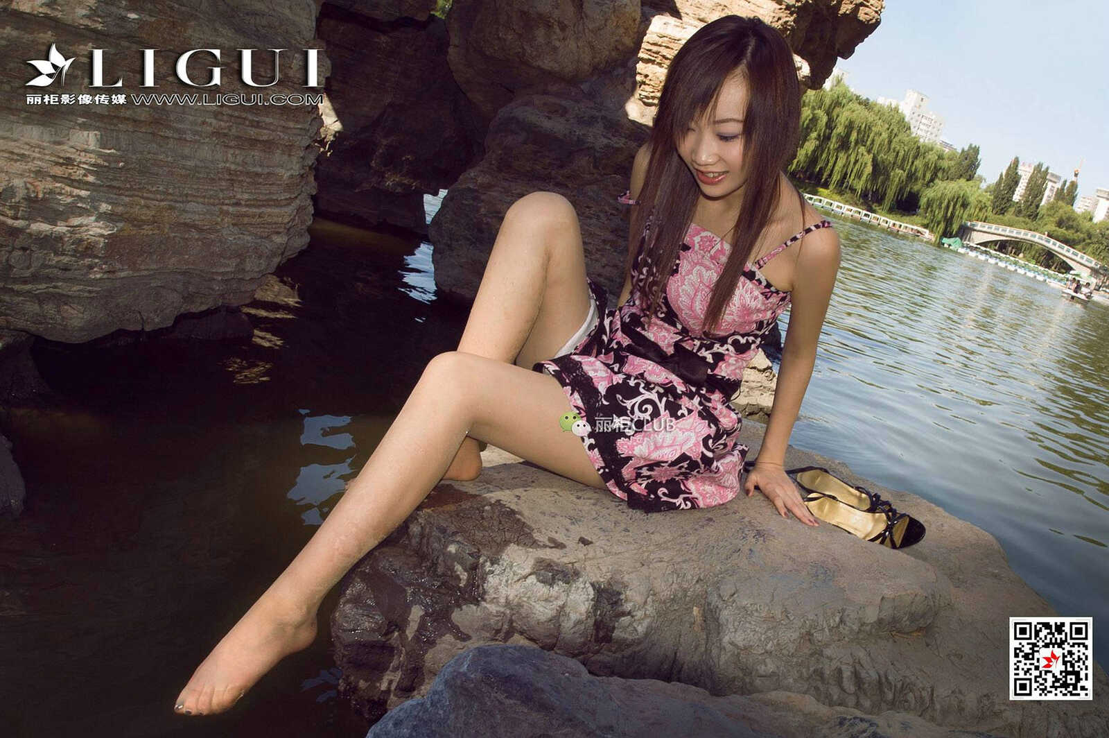 足模璐璐《公园湿足》 [丽柜Ligui] 写真集第12张
