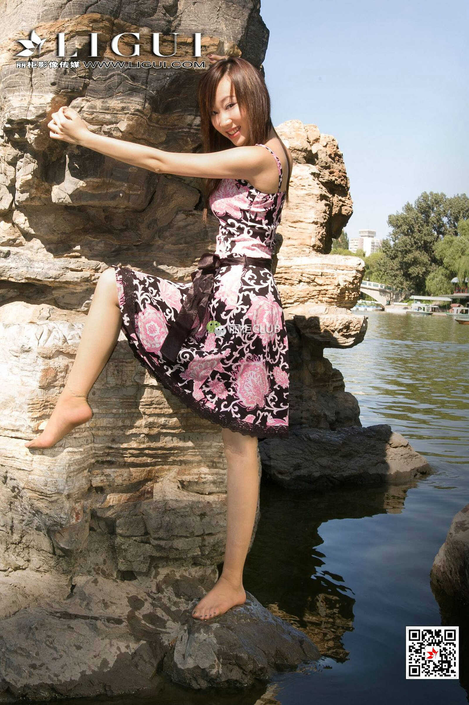 足模璐璐《公园湿足》 [丽柜Ligui] 写真集第9张