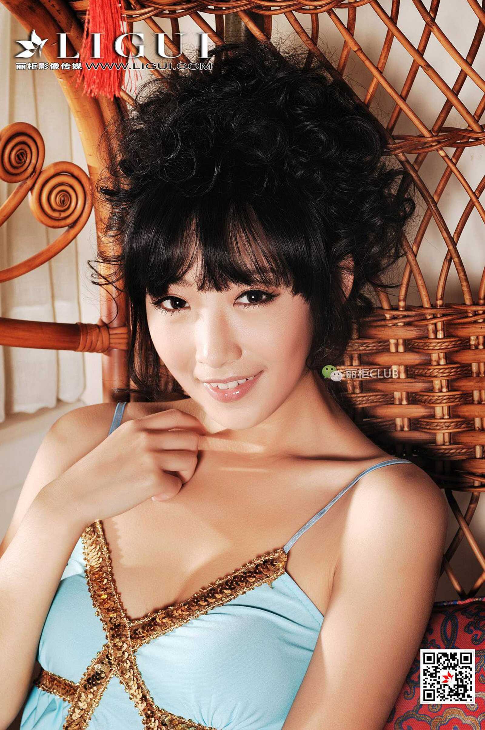 腿模刘钥《古典美丝》 [丽柜LIGUI] 丝袜美腿 写真第15张