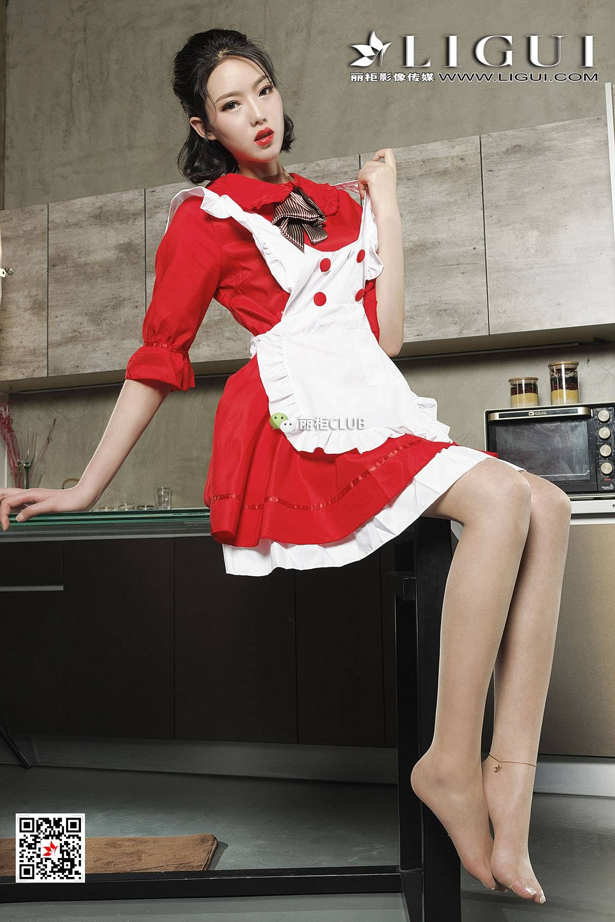 腿模敏儿《肉丝美厨娘》 [丽柜Ligui] 写真集第10张