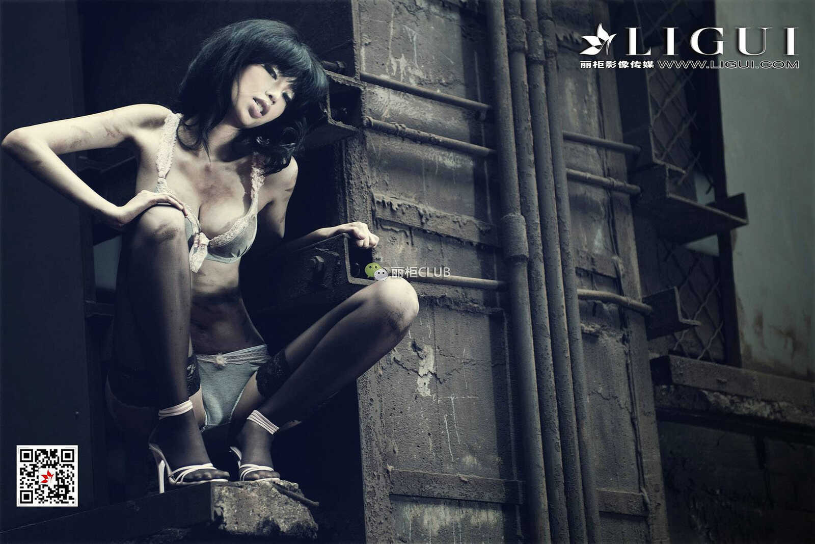 腿模孟露《黑丝人像摄影》 [丽柜Ligui] 写真集第11张