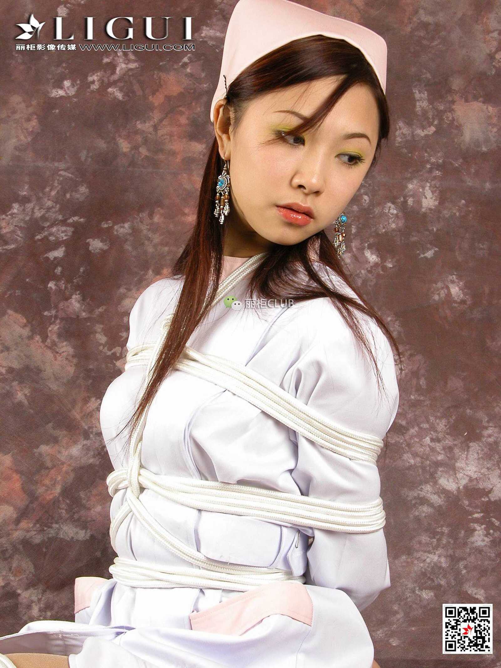 腿模雅诗《护士美束》 [丽柜LIGUI] 丝袜美束 写真第2张