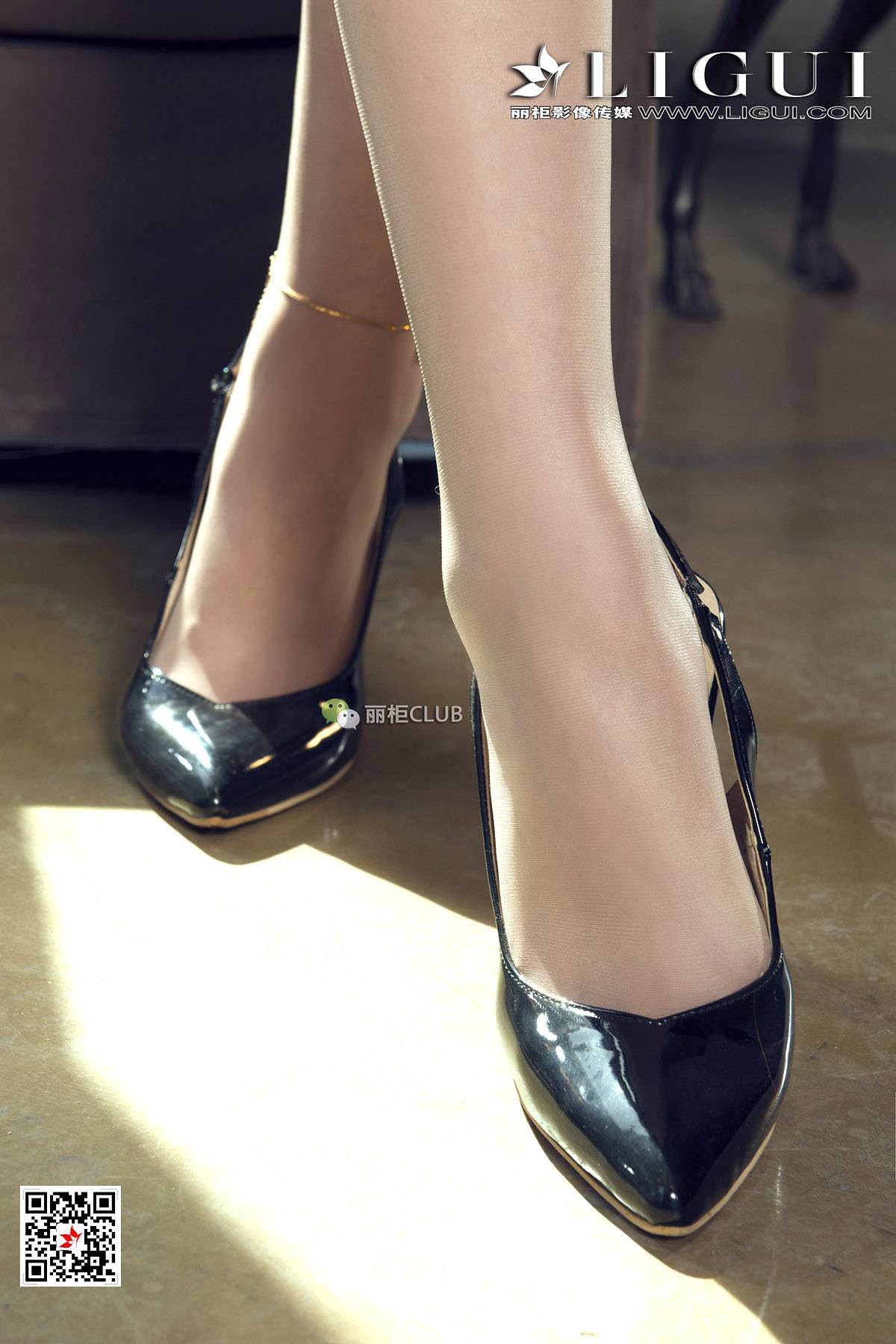 腿模小戈《优雅旗袍丝足》 [丽柜LIGUI] 美腿丝足第2张