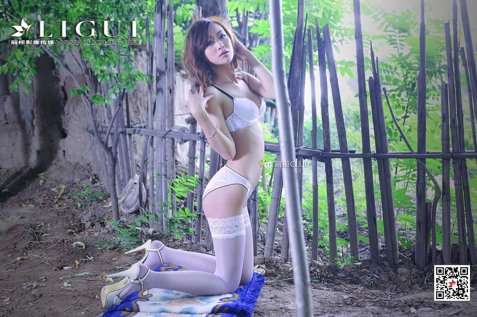 腿模童蕾《白丝美腿女郎》 [丽柜LIGUI] 丝袜美腿第11张