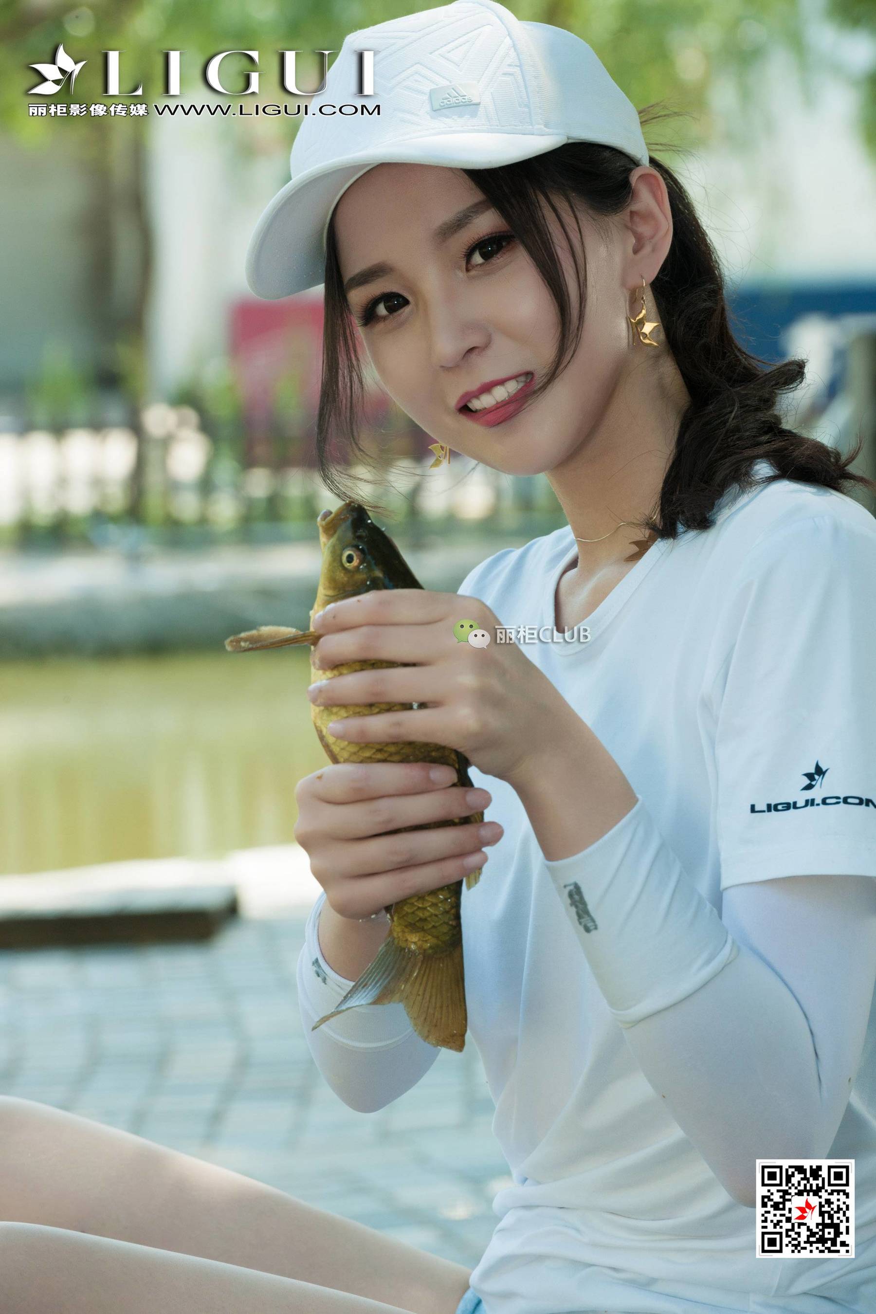 足模小戈《钓鱼小妹丝足》 [丽柜LIGUI] 网络丽人第17张