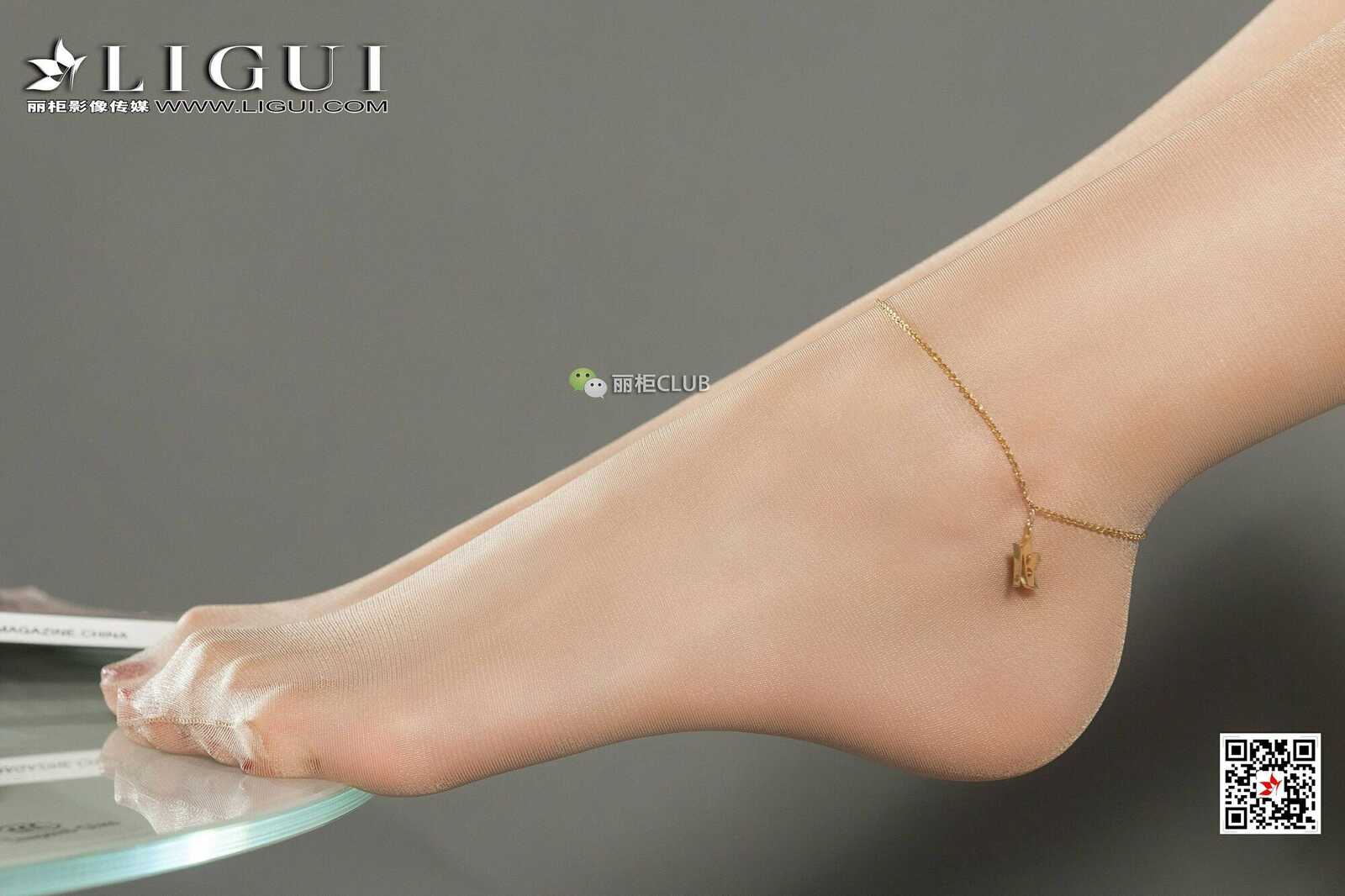 王炜炜《肉丝高跟OL》 [丽柜Ligui] 网络丽人 美腿第5张