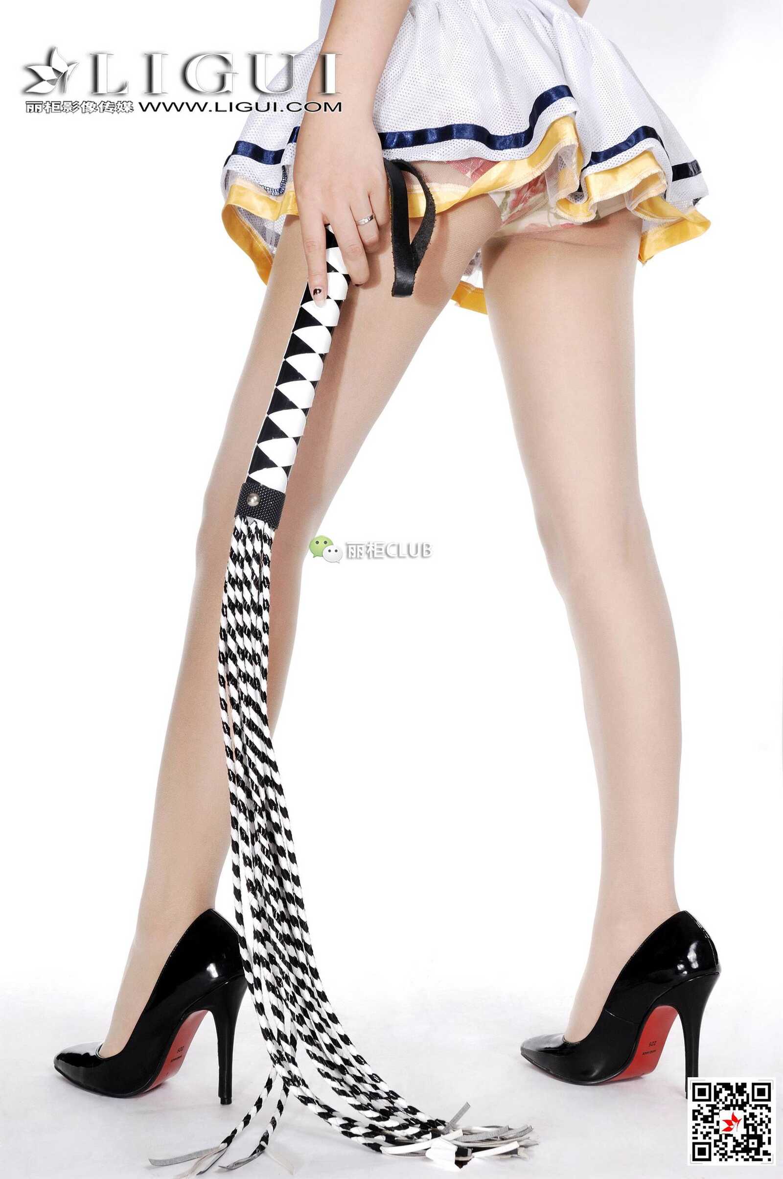 腿模英子《肉丝玉足》 [丽柜Ligui] 经典回顾 美腿第10张