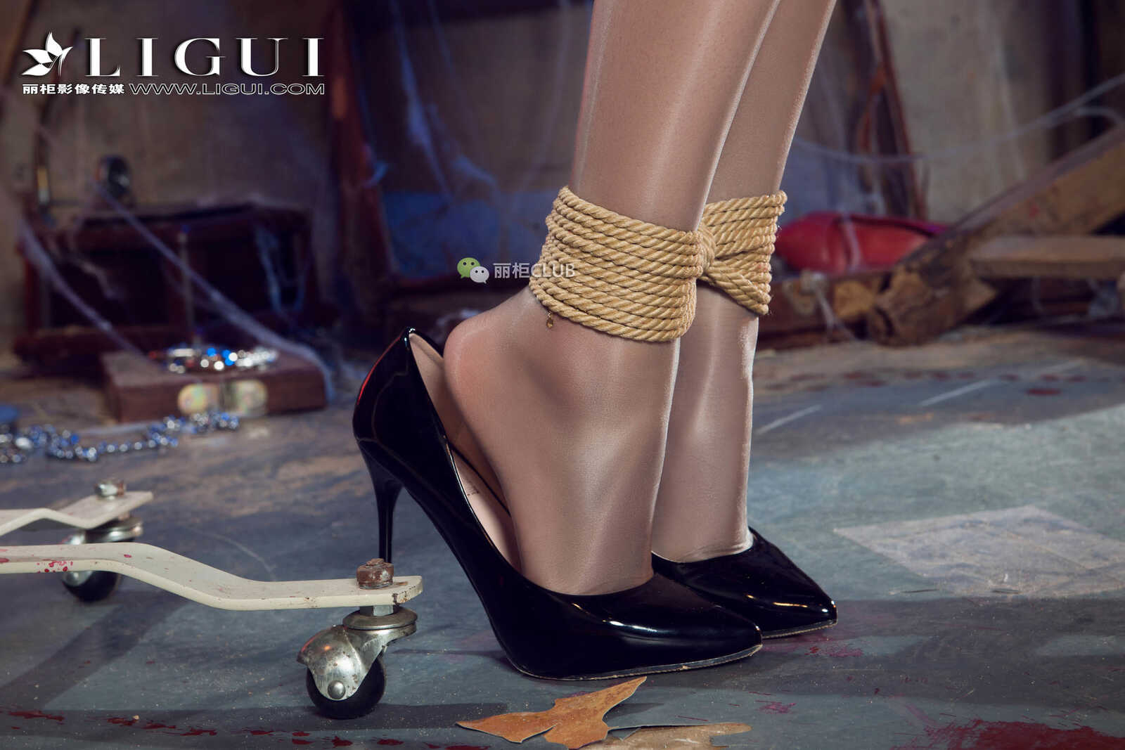 腿模筱筱《护士捆绑》 [丽柜Ligui]  美腿丝足写真第6张